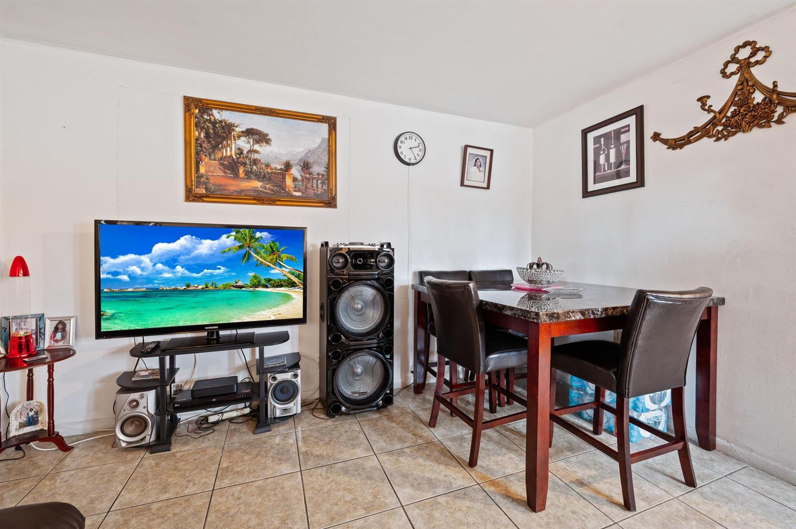 Ver detalles / 0 3441 sq. ft. $ 2026-05-27 0 foto