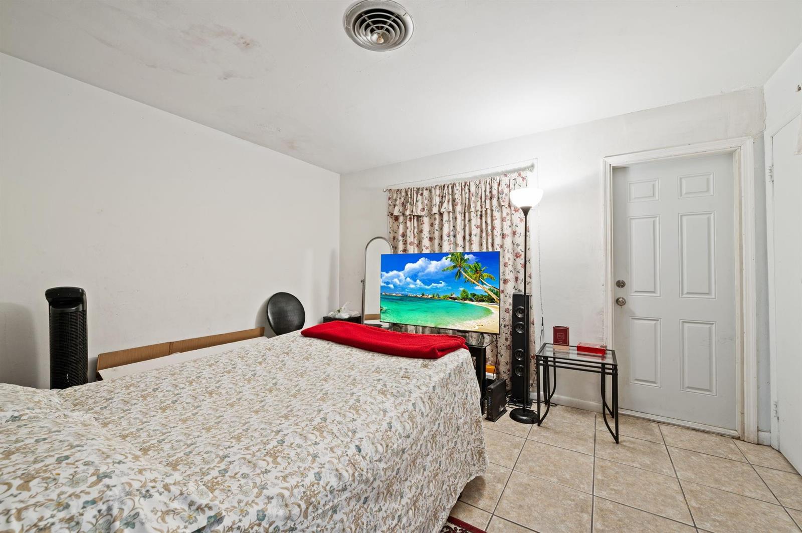 Ver detalles / 0 3441 sq. ft. $ 2026-05-27 0 foto