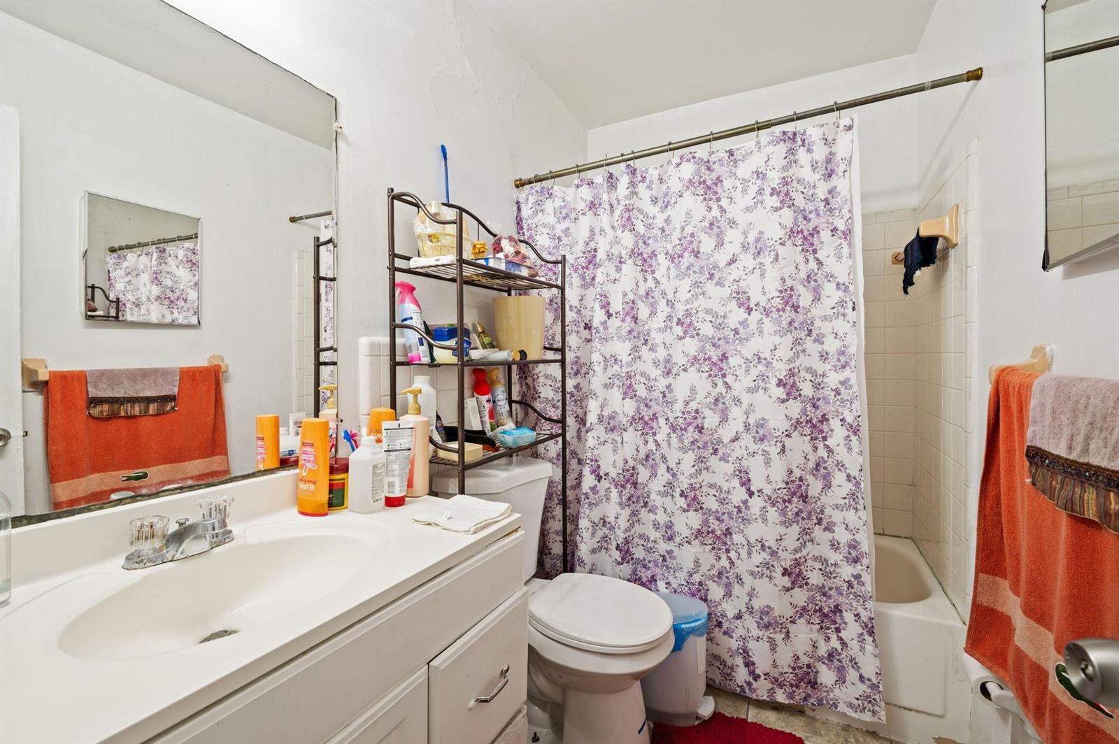 Ver detalles / 0 3441 sq. ft. $ 2026-05-27 0 foto