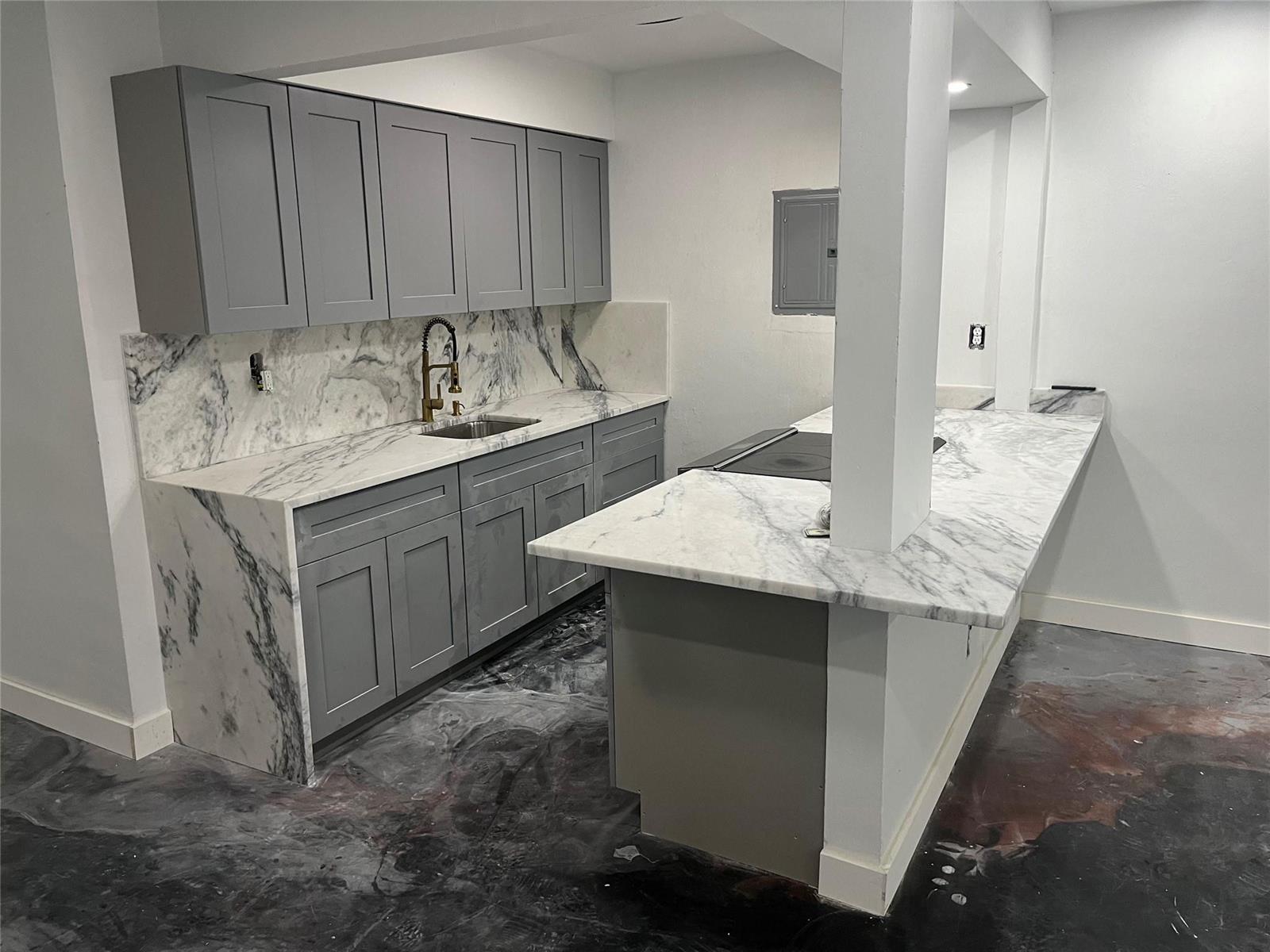 Ver detalles / 0 3441 sq. ft. $ 2026-05-27 0 foto