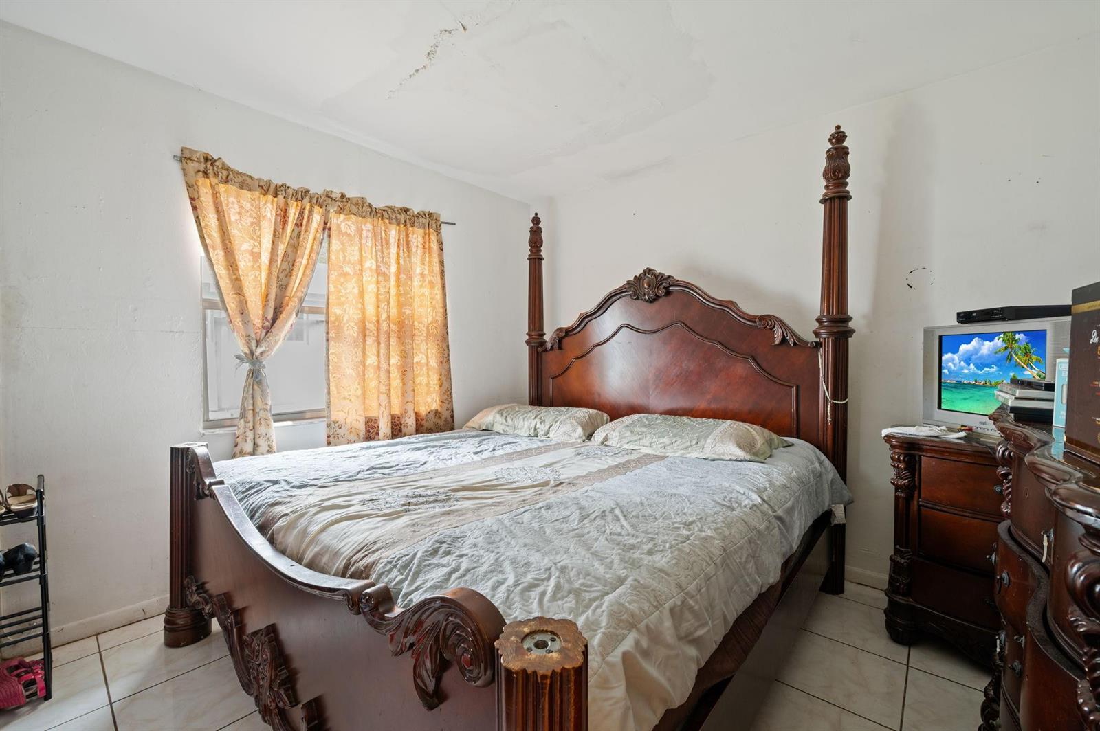 Ver detalles / 0 3441 sq. ft. $ 2026-05-27 0 foto