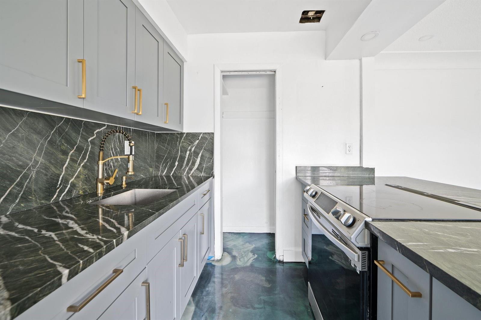Ver detalles / 0 3441 sq. ft. $ 2026-05-27 0 foto