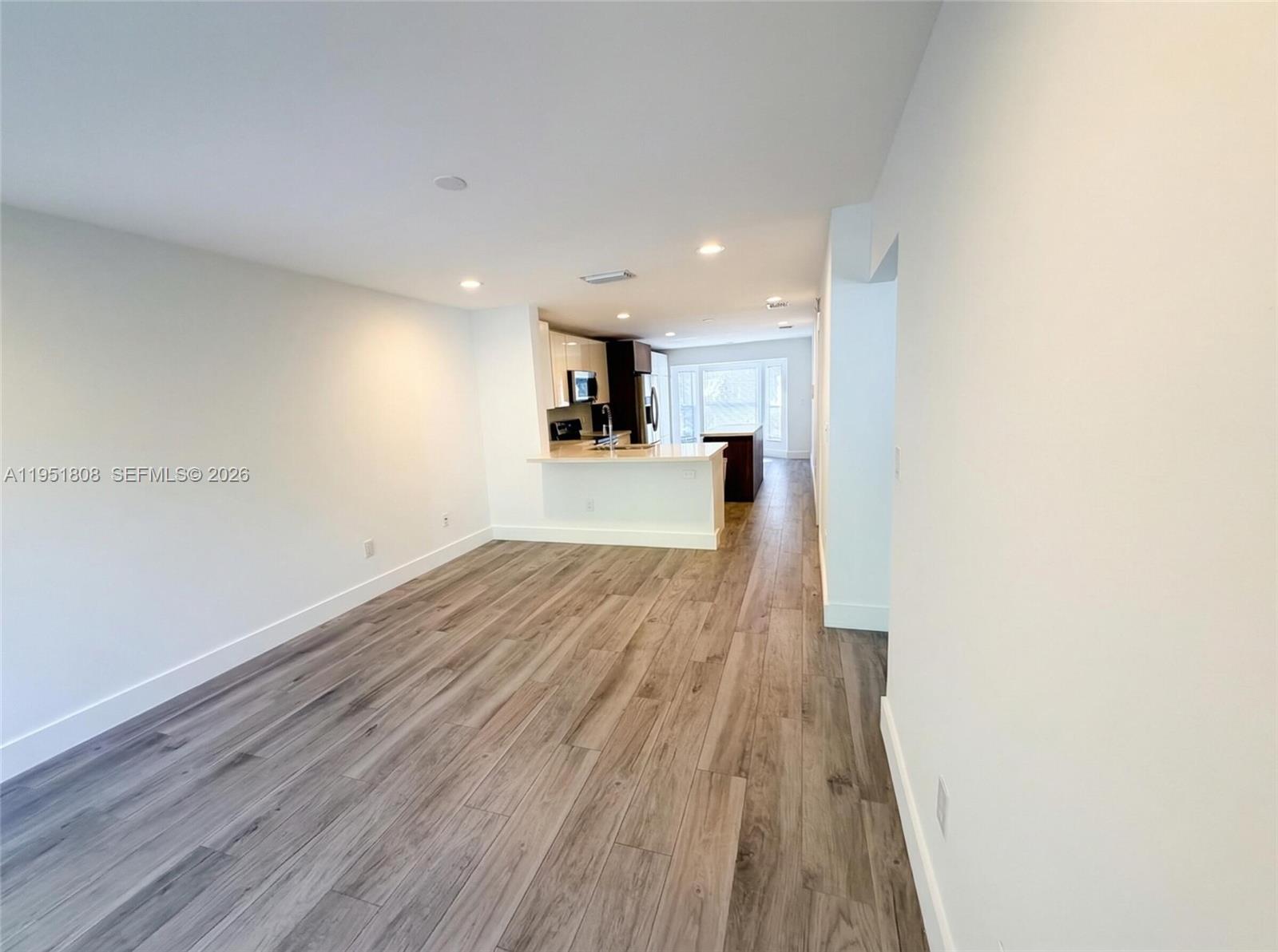 Photo of 1145 Lake St  (1145), Hollywood, Florida, 33019 - 