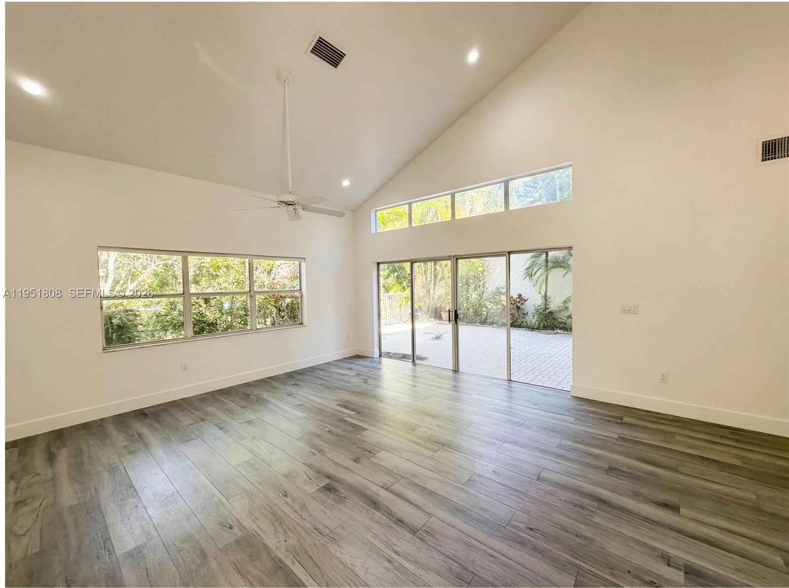 Photo of 1145 Lake St  (1145), Hollywood, Florida, 33019 - 