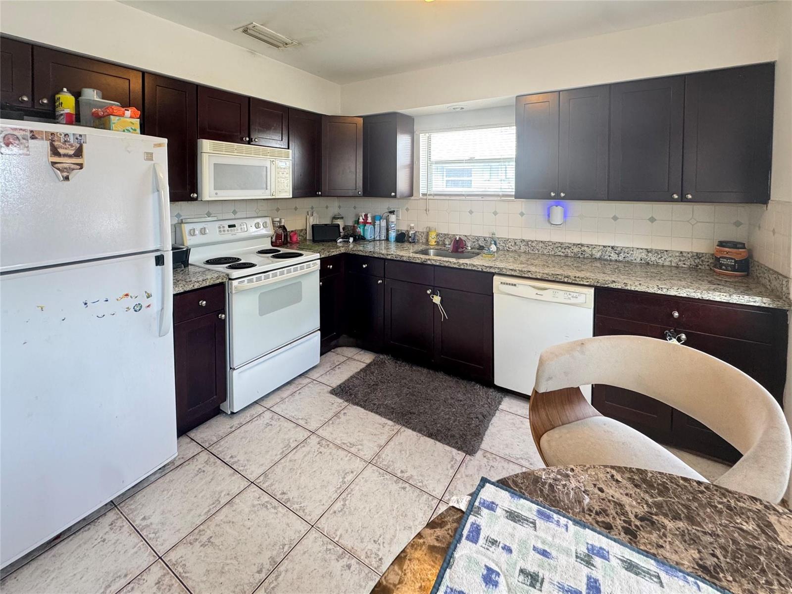   / 0 1982 sq. ft. $ 2026-05-06 0 foto