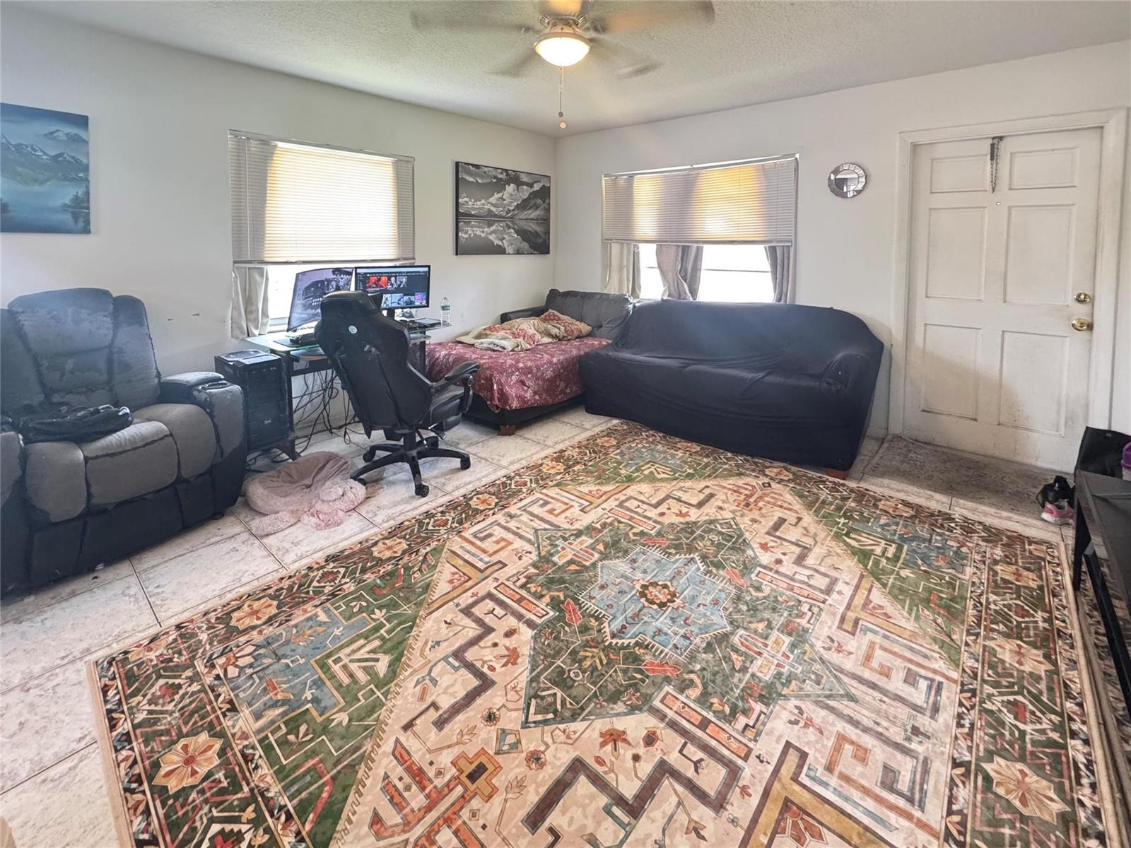   / 0 1982 sq. ft. $ 2026-05-06 0 foto