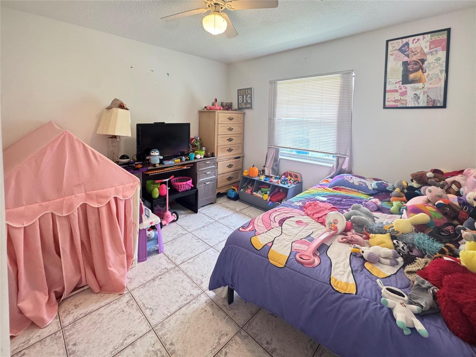   / 0 1982 sq. ft. $ 2026-05-06 0 foto