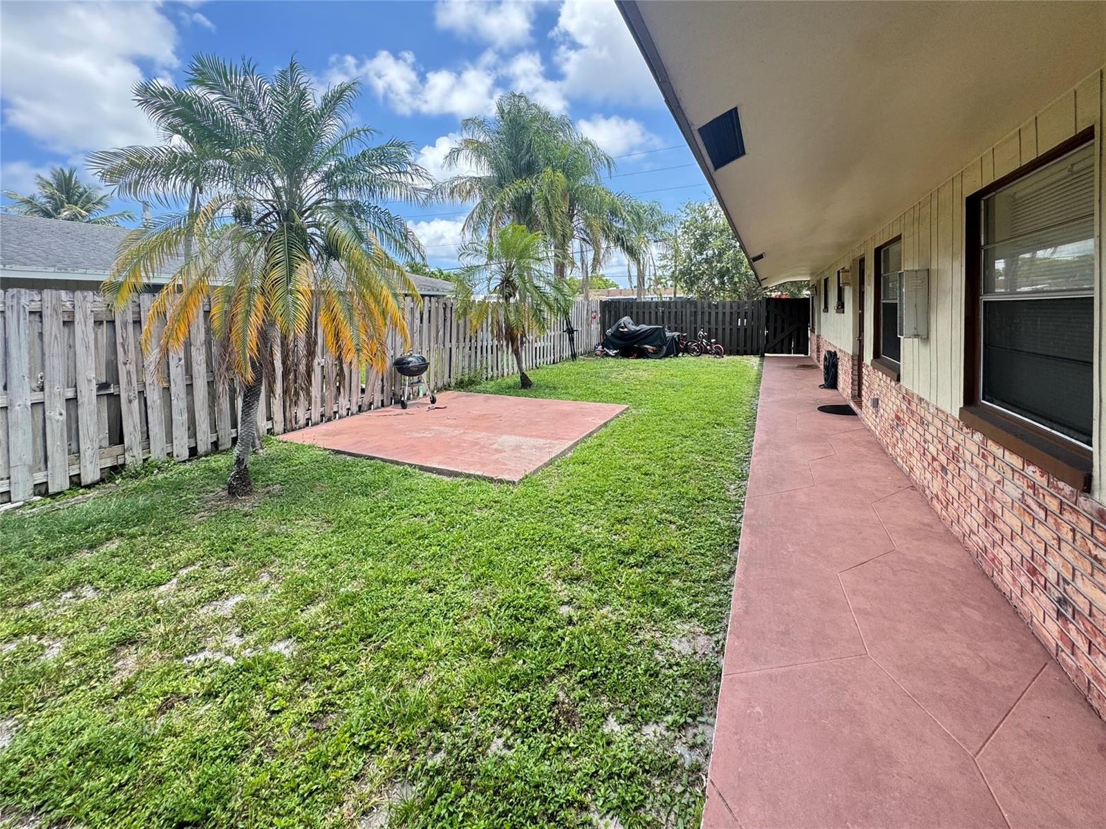   / 0 1982 sq. ft. $ 2026-05-06 0 foto