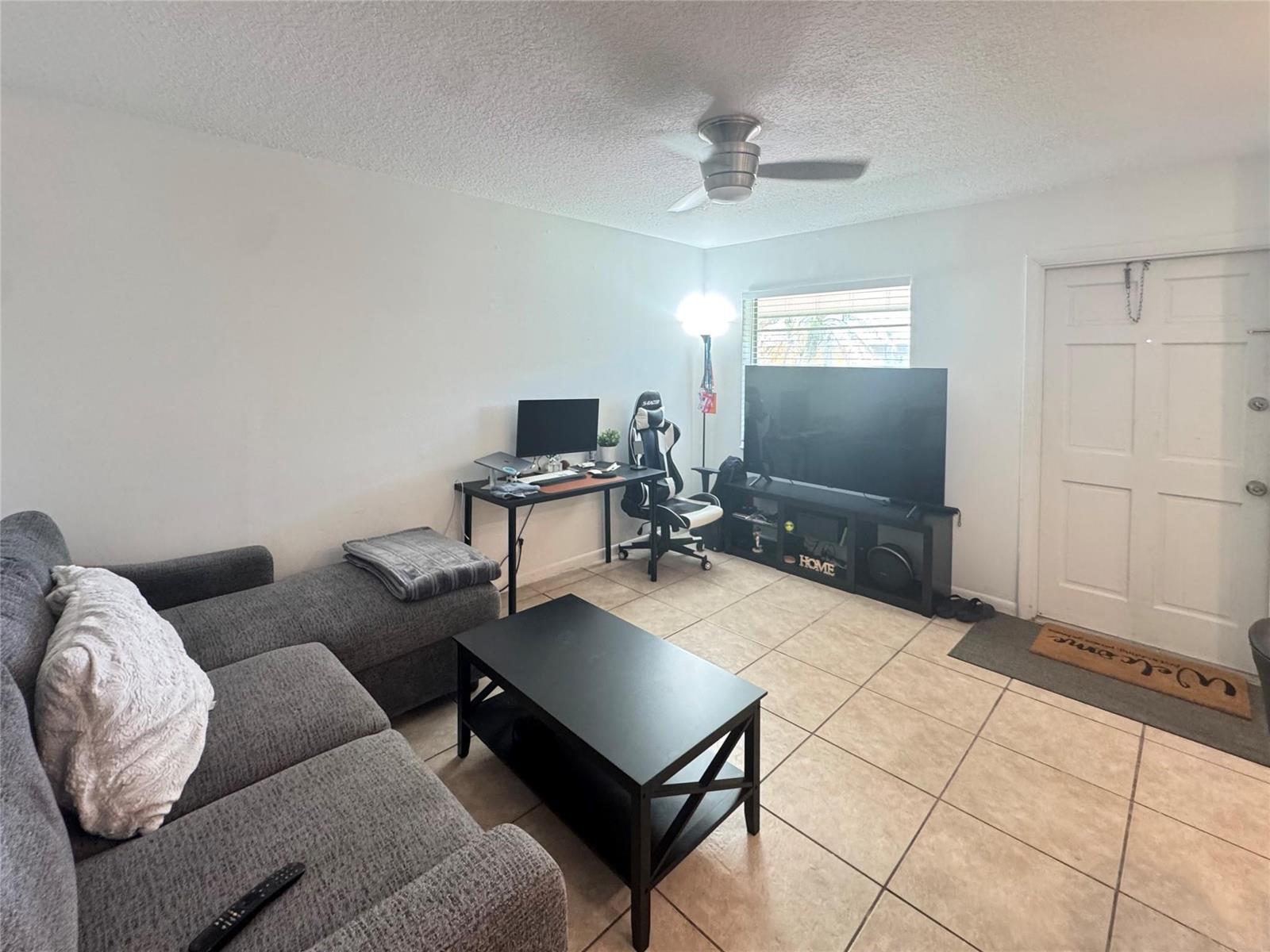   / 0 1982 sq. ft. $ 2026-05-06 0 foto