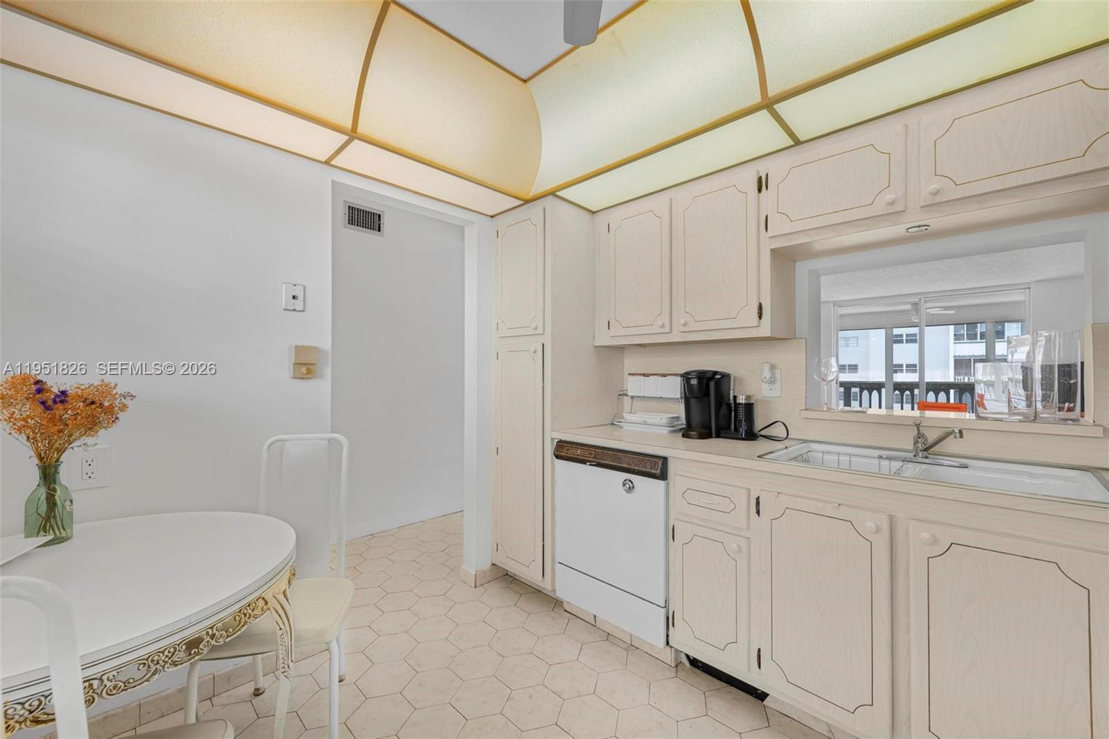 Photo of 500 12th Ave  #407, Hallandale Beach, Florida, 33009 - 