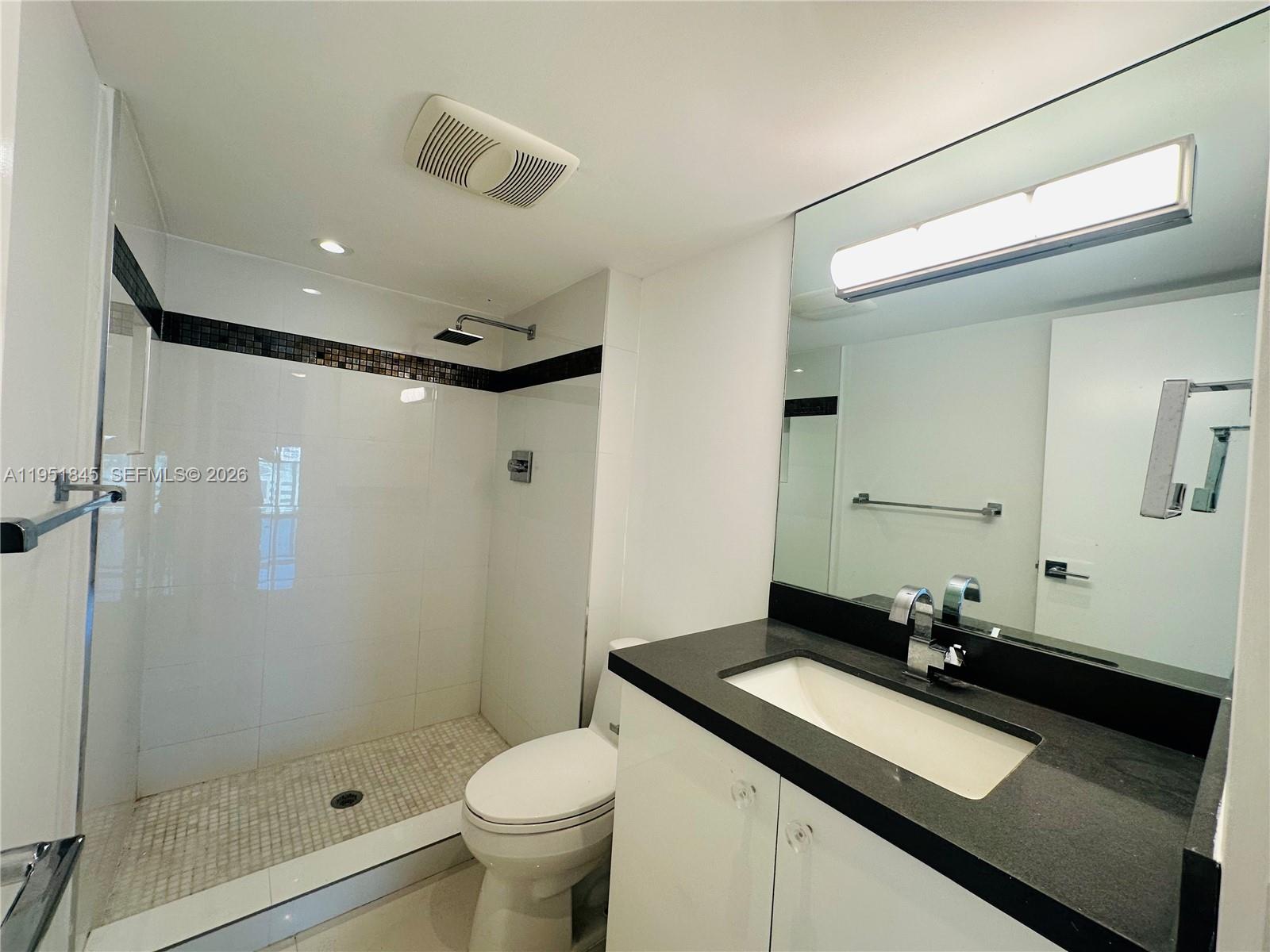 Подробнее 1528 2 / 2 1521 кв.футов $ 2026-01-26 0 Фото