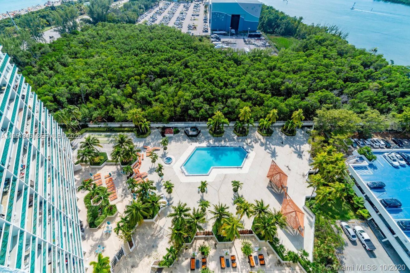 Подробнее 1528 2 / 2 1521 кв.футов $ 2026-01-26 0 Фото