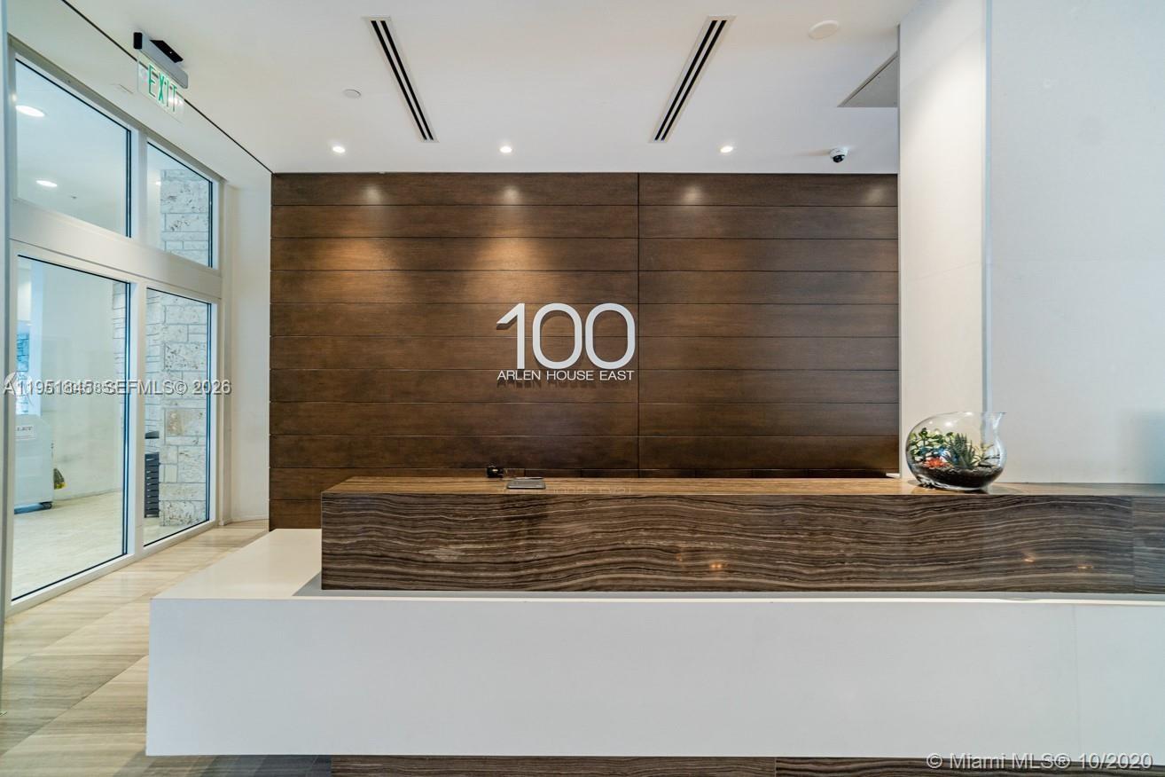 Подробнее 1528 2 / 2 1521 кв.футов $ 2026-01-26 0 Фото