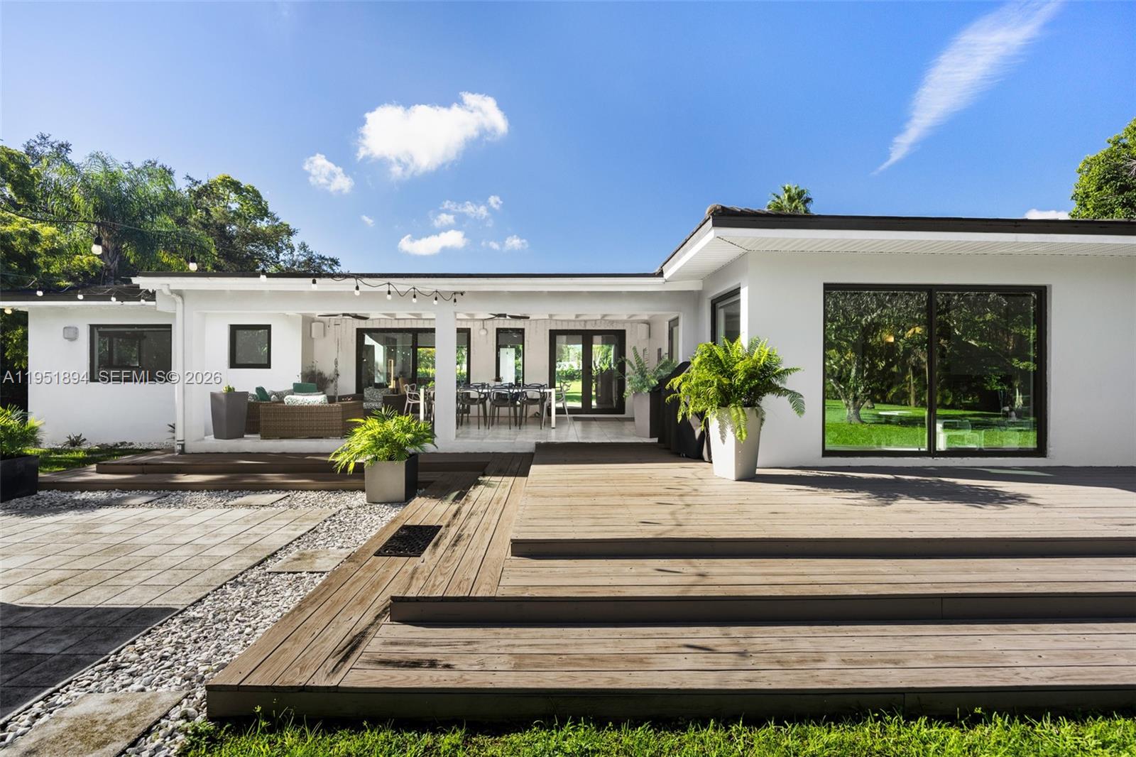 See details / sq. ft. $ 2026-01-23 0 Photo