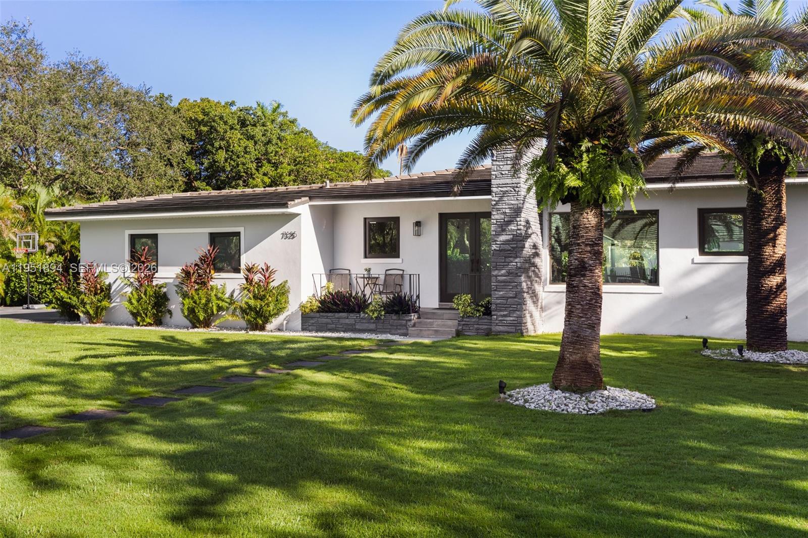 See details / sq. ft. $ 2026-01-23 0 Photo