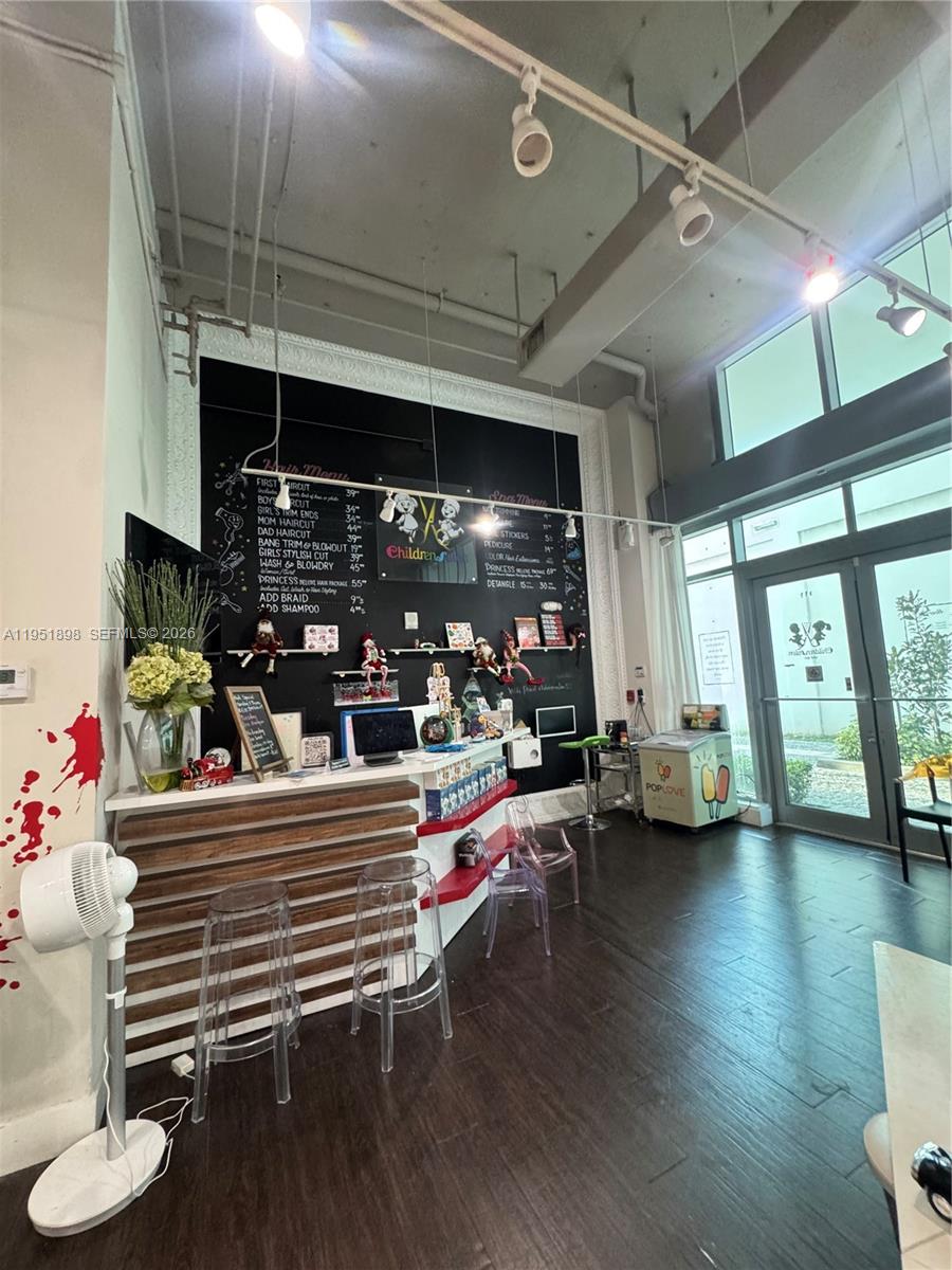 Подробнее / кв.футов $ 2026-01-23 0 Фото