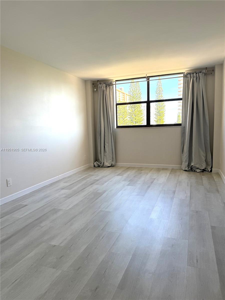 See details 714 1 / 2 896 sq. ft. $ 2026-01-23 0 Photo