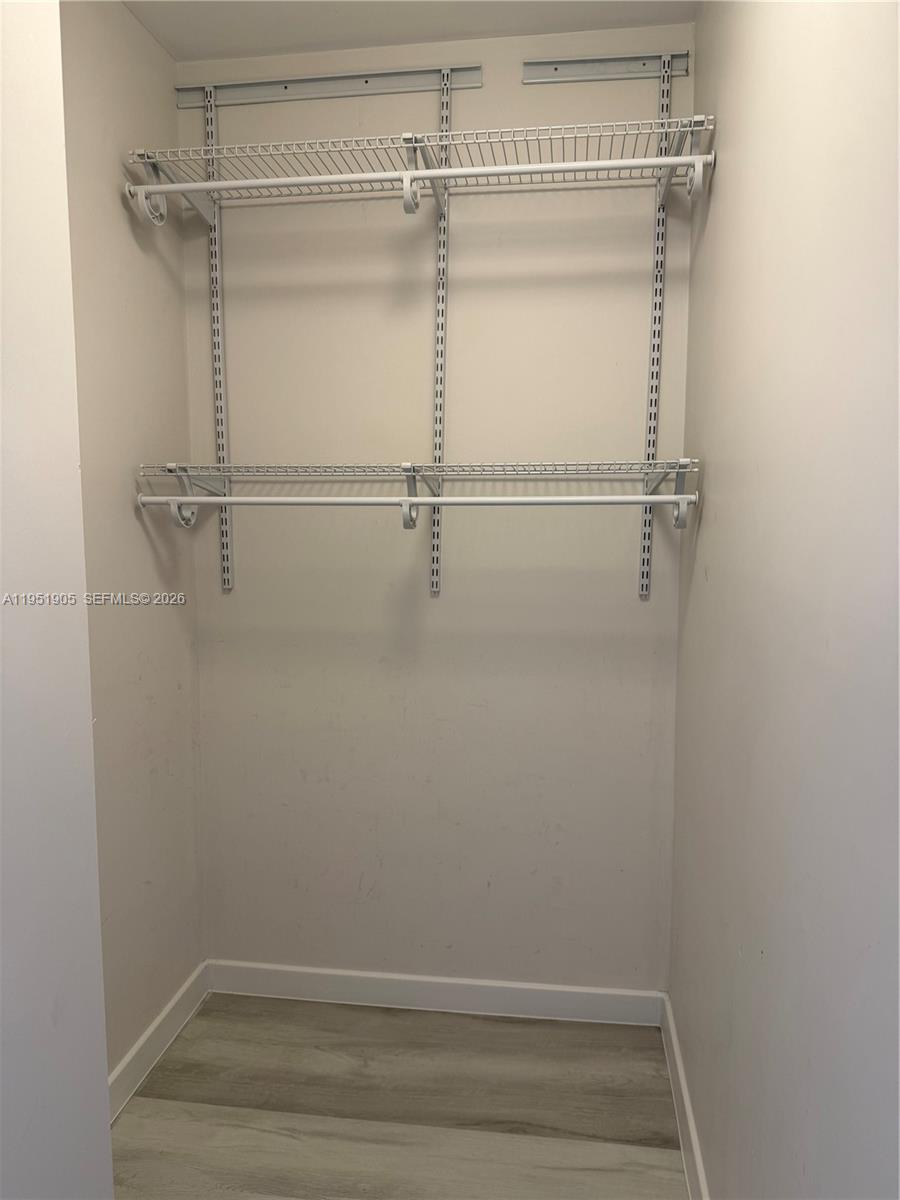 See details 714 1 / 2 896 sq. ft. $ 2026-01-23 0 Photo