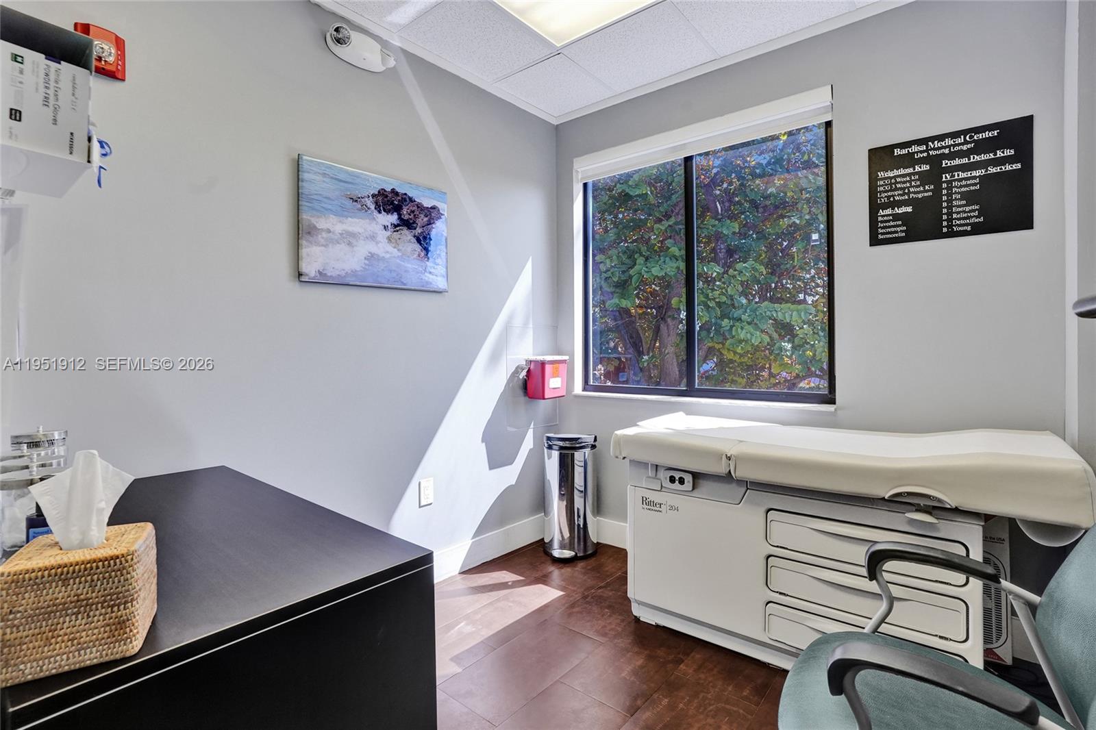 B  /   sq. ft. $ 2026-01-23 0 foto