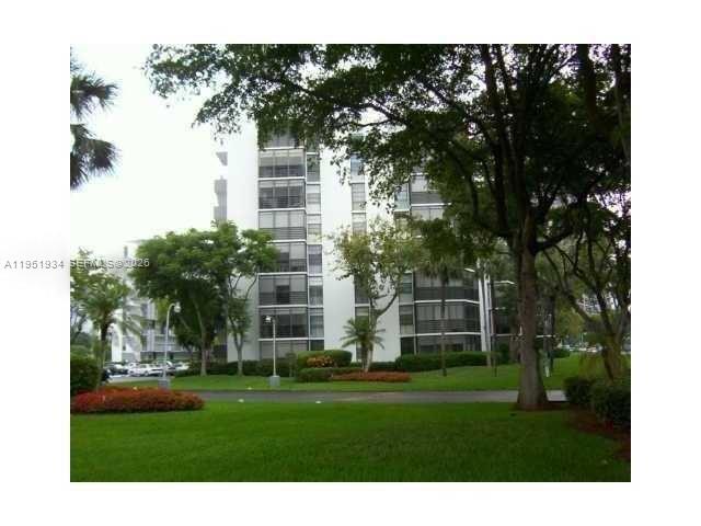 Photo of 3401 Country Club Dr  #310, Aventura, Florida, 33180 - 