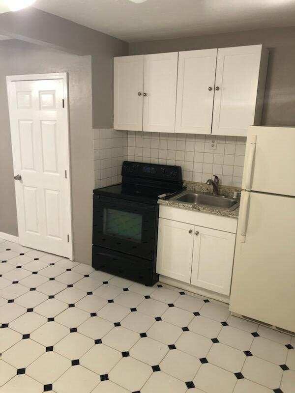   / 4 1600 sq. ft. $ 2026-06-09 0 foto