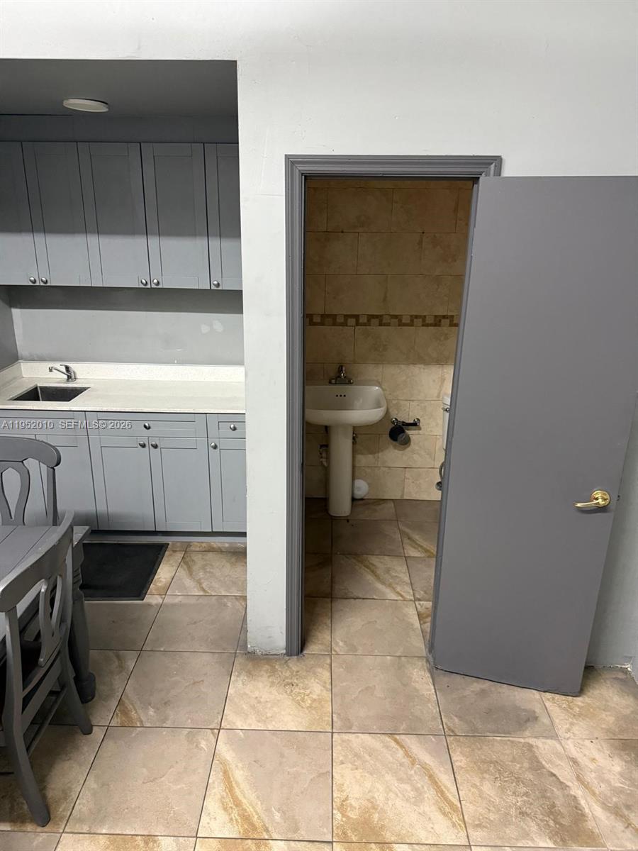 See details 153 / sq. ft. $ 2026-01-24 0 Photo