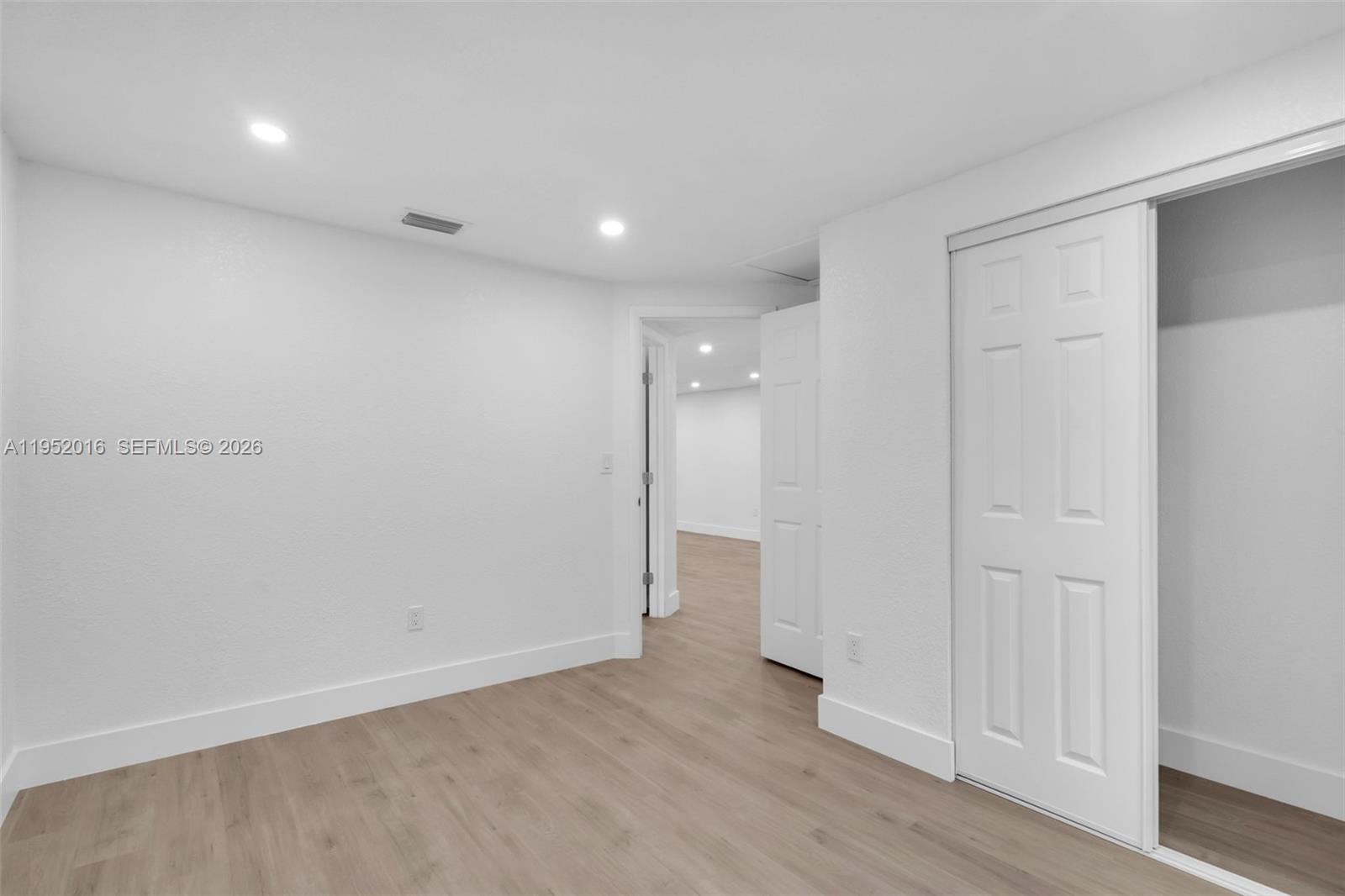   /  1649 sq. ft. $ 2026-01-24 0 Photo