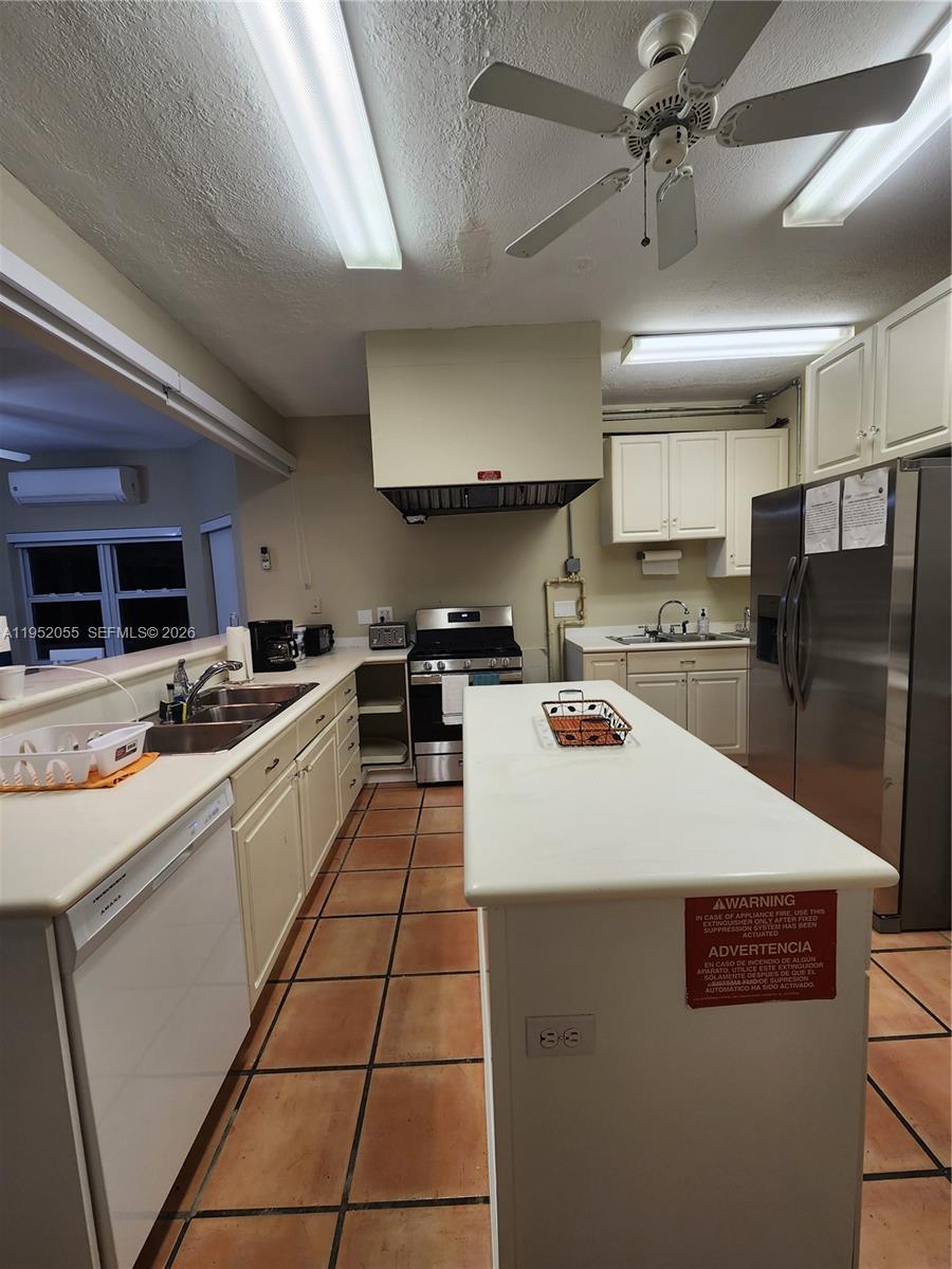   /   sq. ft. $ 2026-01-24 0 Photo