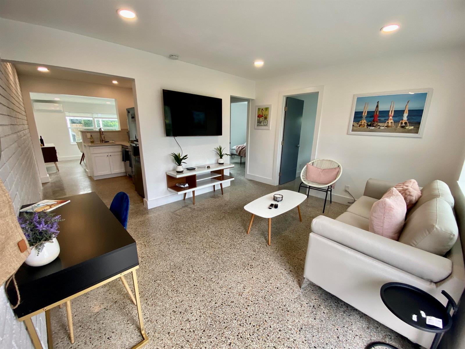Ver detalles / 4 3028 sq. ft. $ 2026-06-21 0 foto