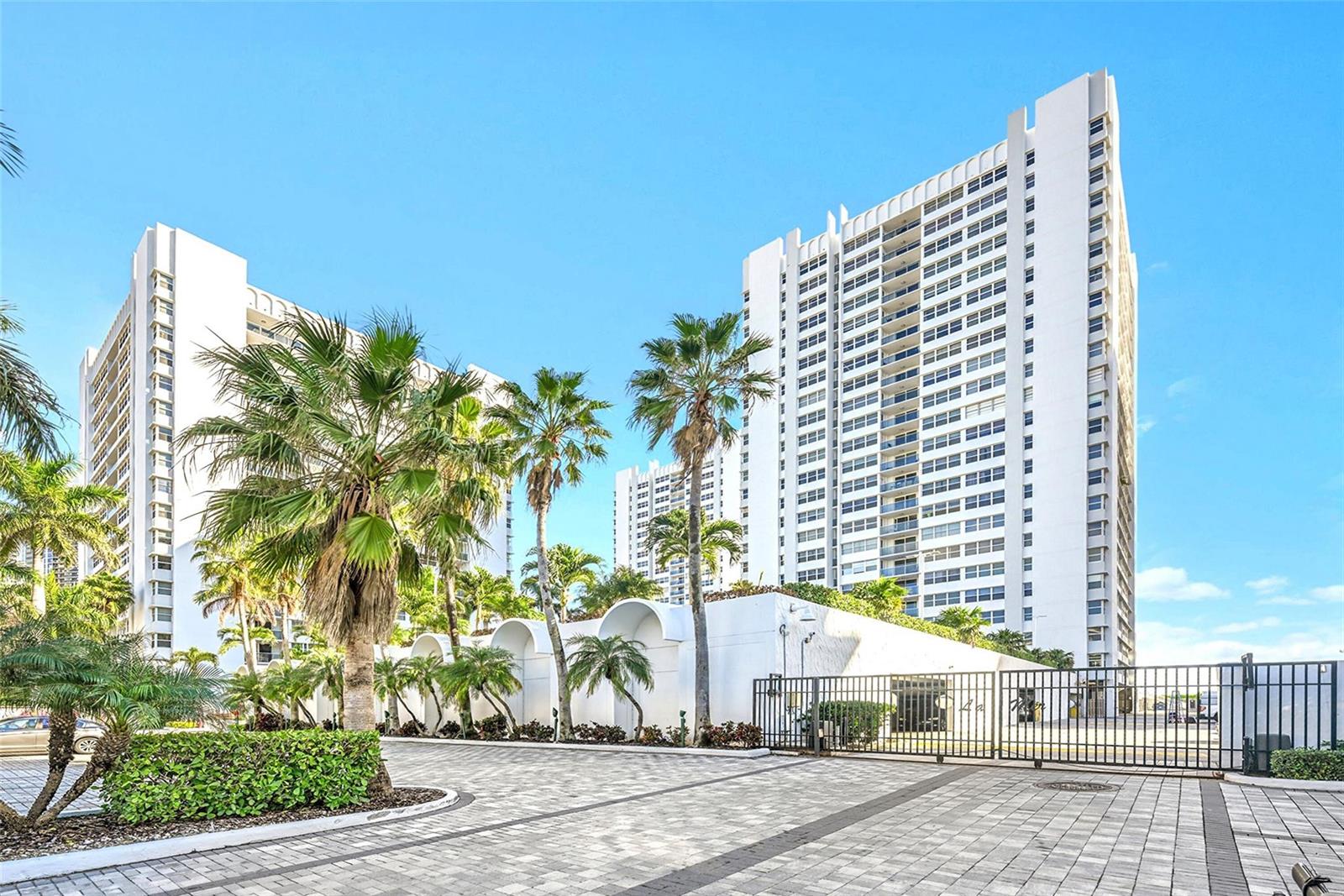 Photo of 1880 Ocean #Ts-601, Hallandale Beach, Florida, 33009 - Photo 3