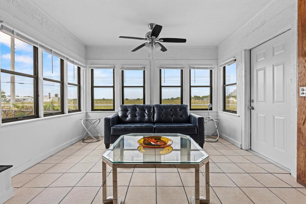 Ver detalles / 5 6497 sq. ft. $ 2026-02-26 0 foto