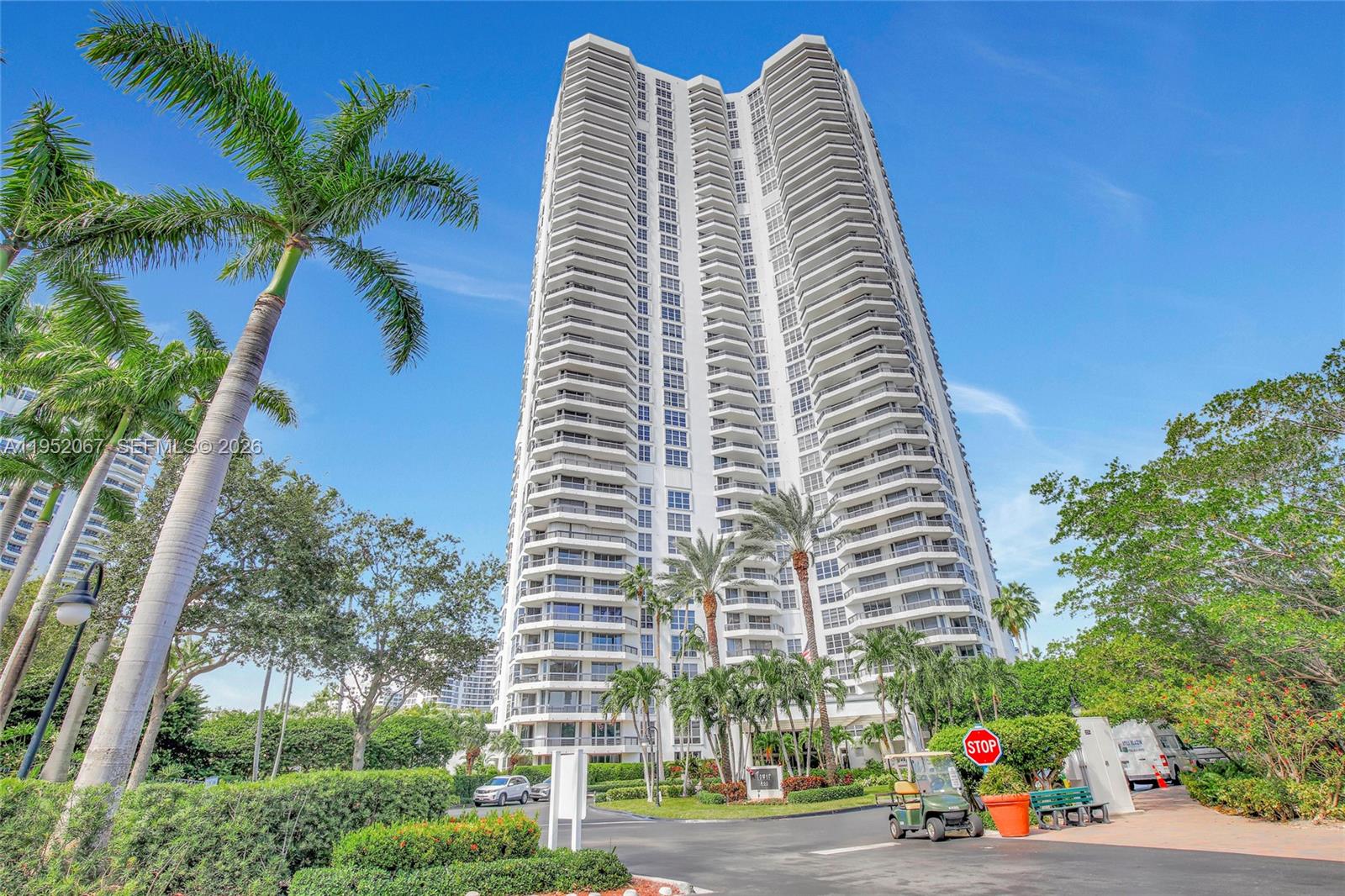 Photo of 3500 Mystic Pointe Dr  #2908, Aventura, Florida, 33180 - 