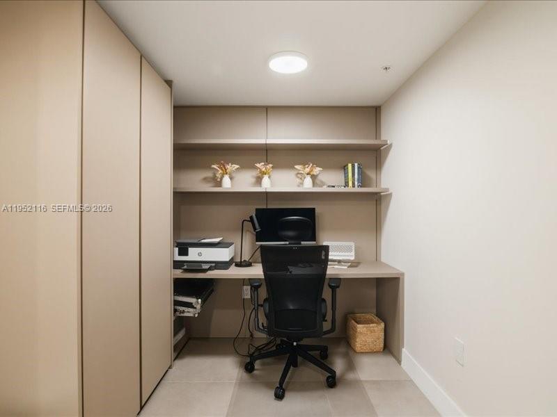 5-2404 4 / 5 3084 sq. ft. $ 2026-01-24 0 Photo