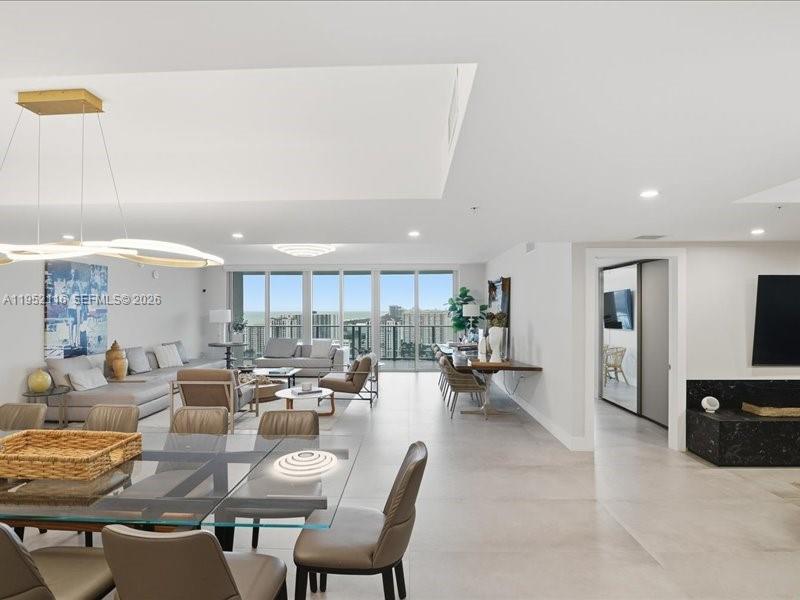 5-2404 4 / 5 3084 sq. ft. $ 2026-01-24 0 Photo