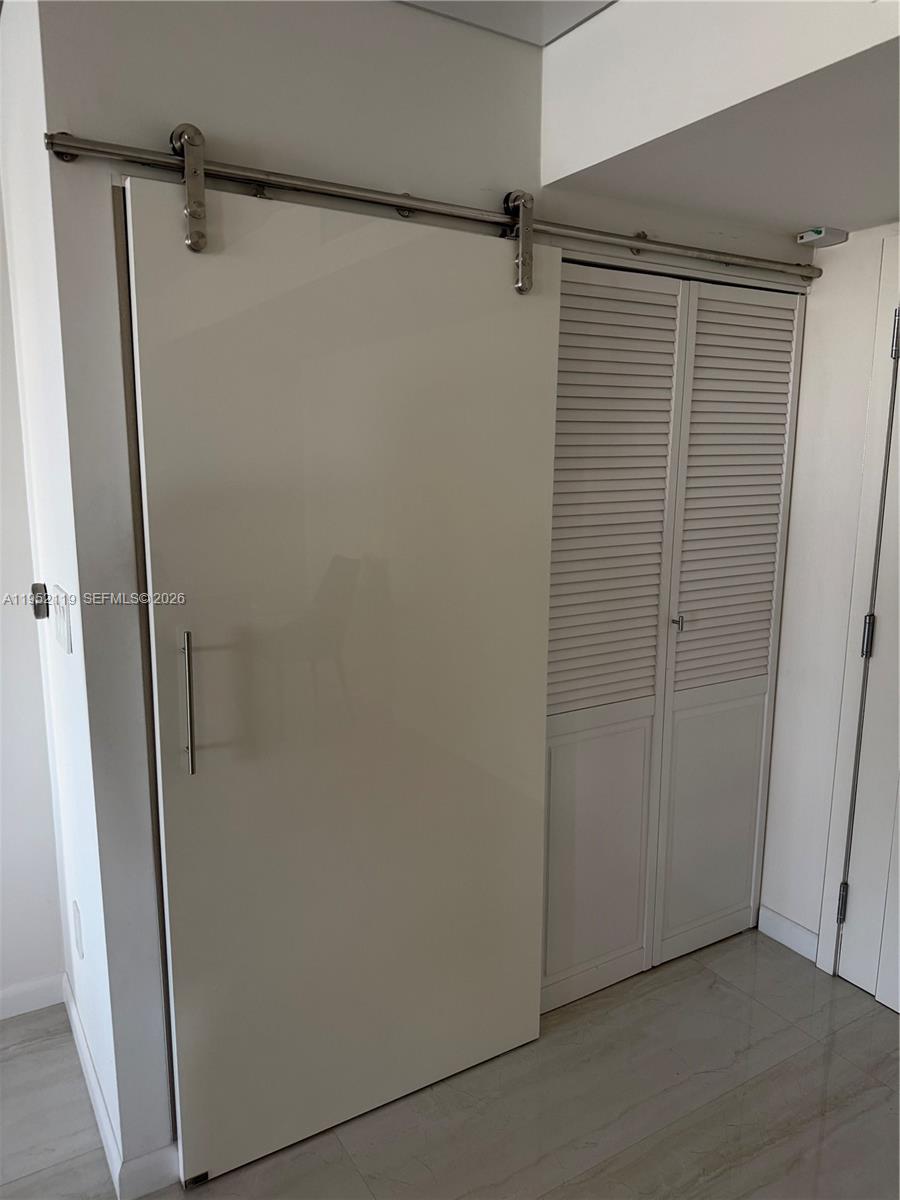 911 2 / 2 1507 sq. ft. $ 2026-01-24 0 Photo