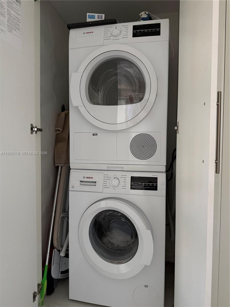 911 2 / 2 1507 sq. ft. $ 2026-01-24 0 Photo