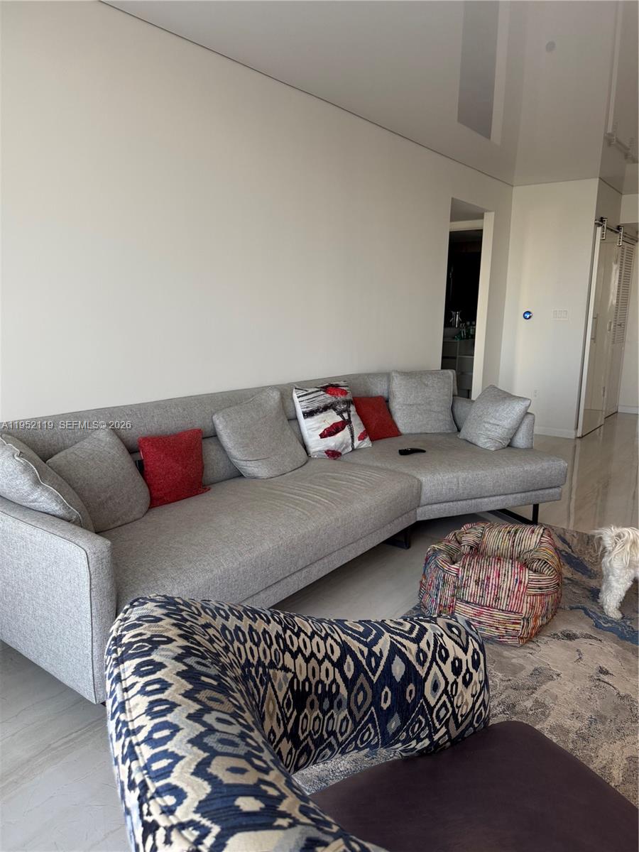 911 2 / 2 1507 sq. ft. $ 2026-01-24 0 Photo