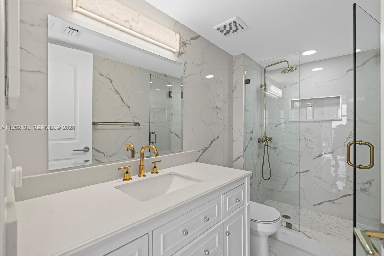 Photo of 3500 Mystic Pointe Dr  #2908, Aventura, Florida, 33180 - 