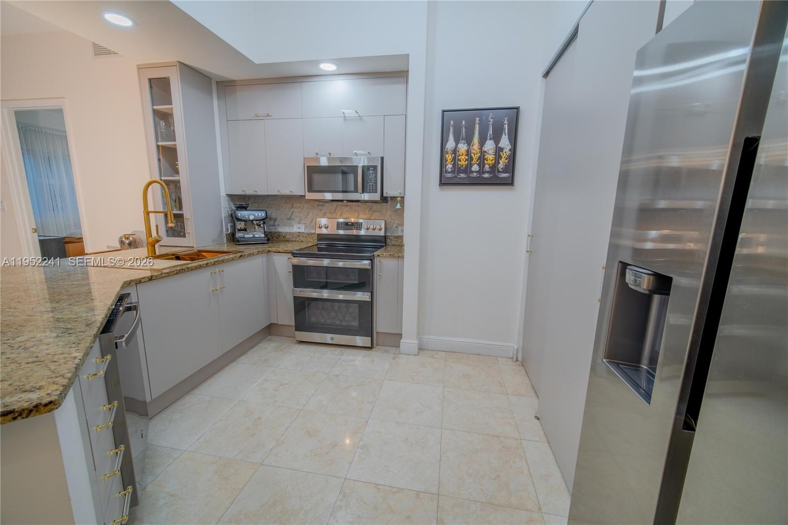 Photo of 20000 Country Club Dr #409, Aventura, Florida, 33180 -