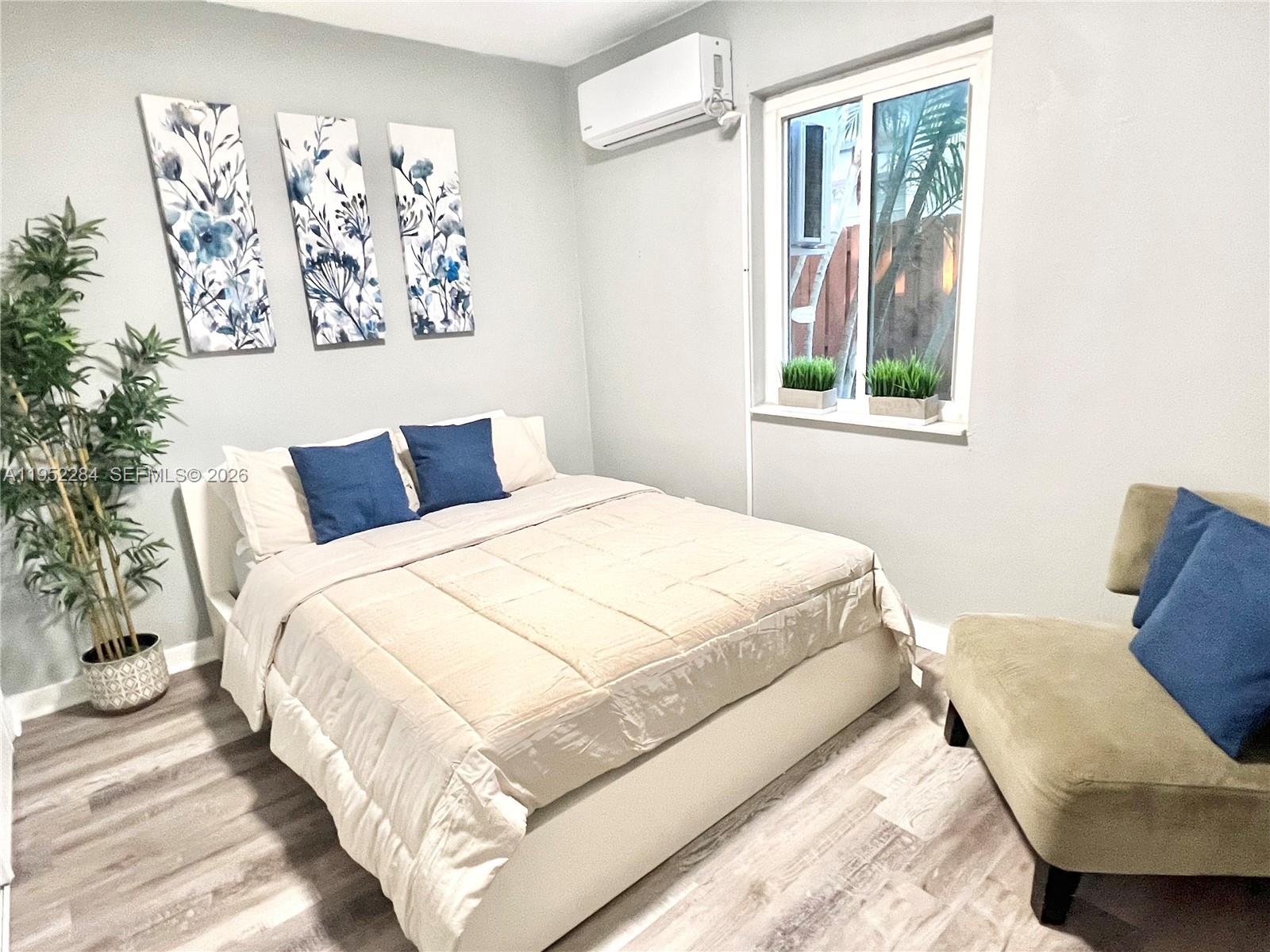 Ver detalles 436 3 / 2 1036 sq. ft. $ 2026-05-06 0 foto