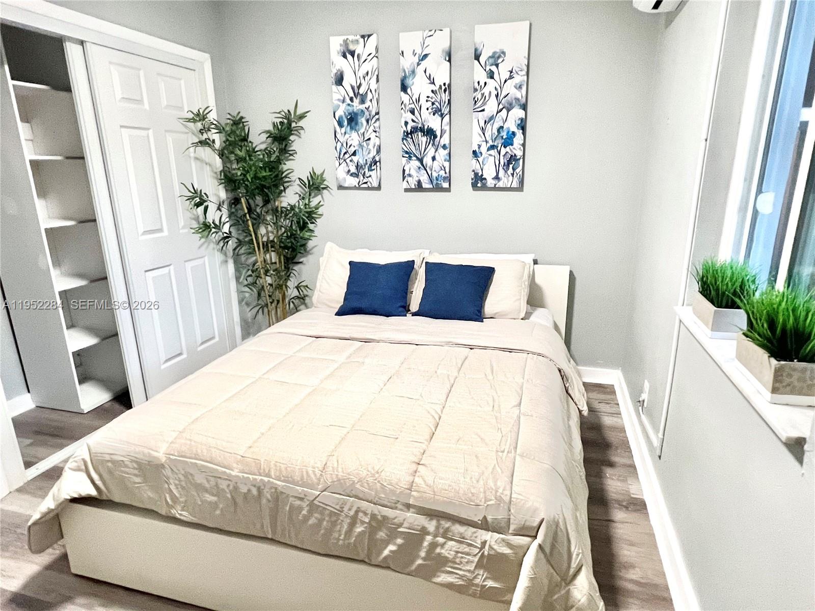 Ver detalles 436 3 / 2 1036 sq. ft. $ 2026-05-06 0 foto