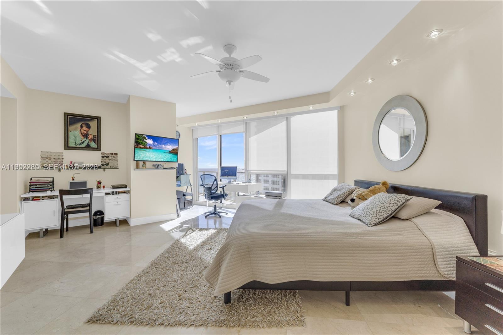 Photo of 3101 Ocean Dr  #606, Hollywood, Florida, 33019 - 