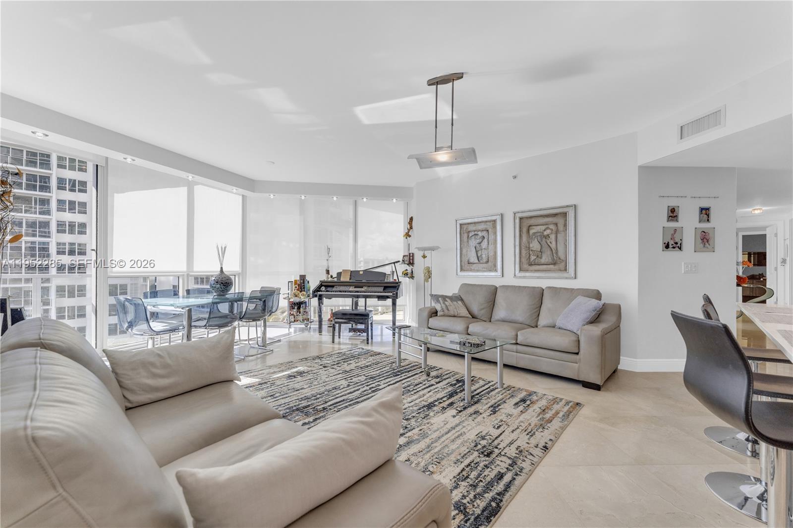 Photo of 3101 Ocean Dr  #606, Hollywood, Florida, 33019 - 