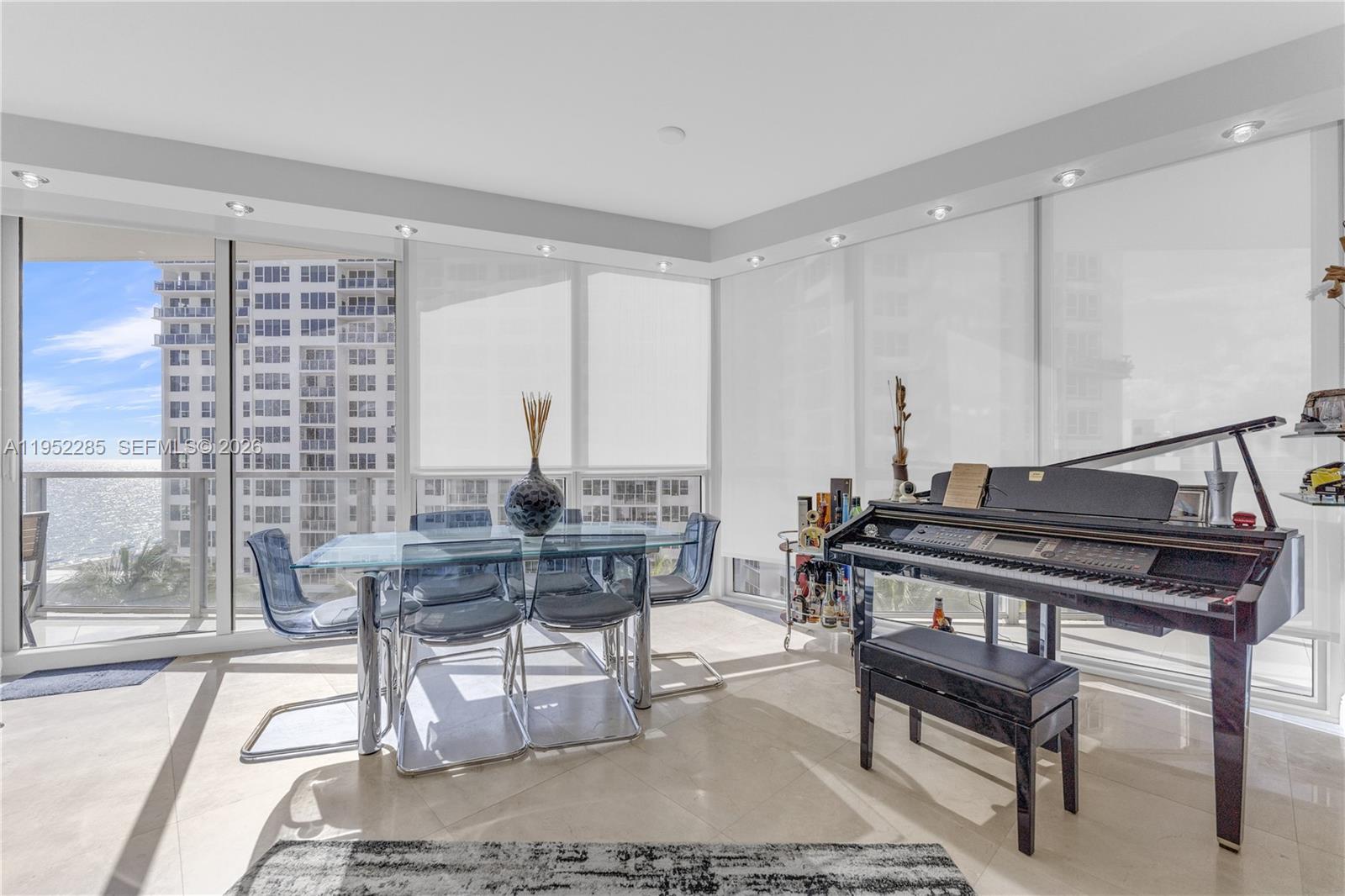 Photo of 3101 Ocean Dr  #606, Hollywood, Florida, 33019 - 