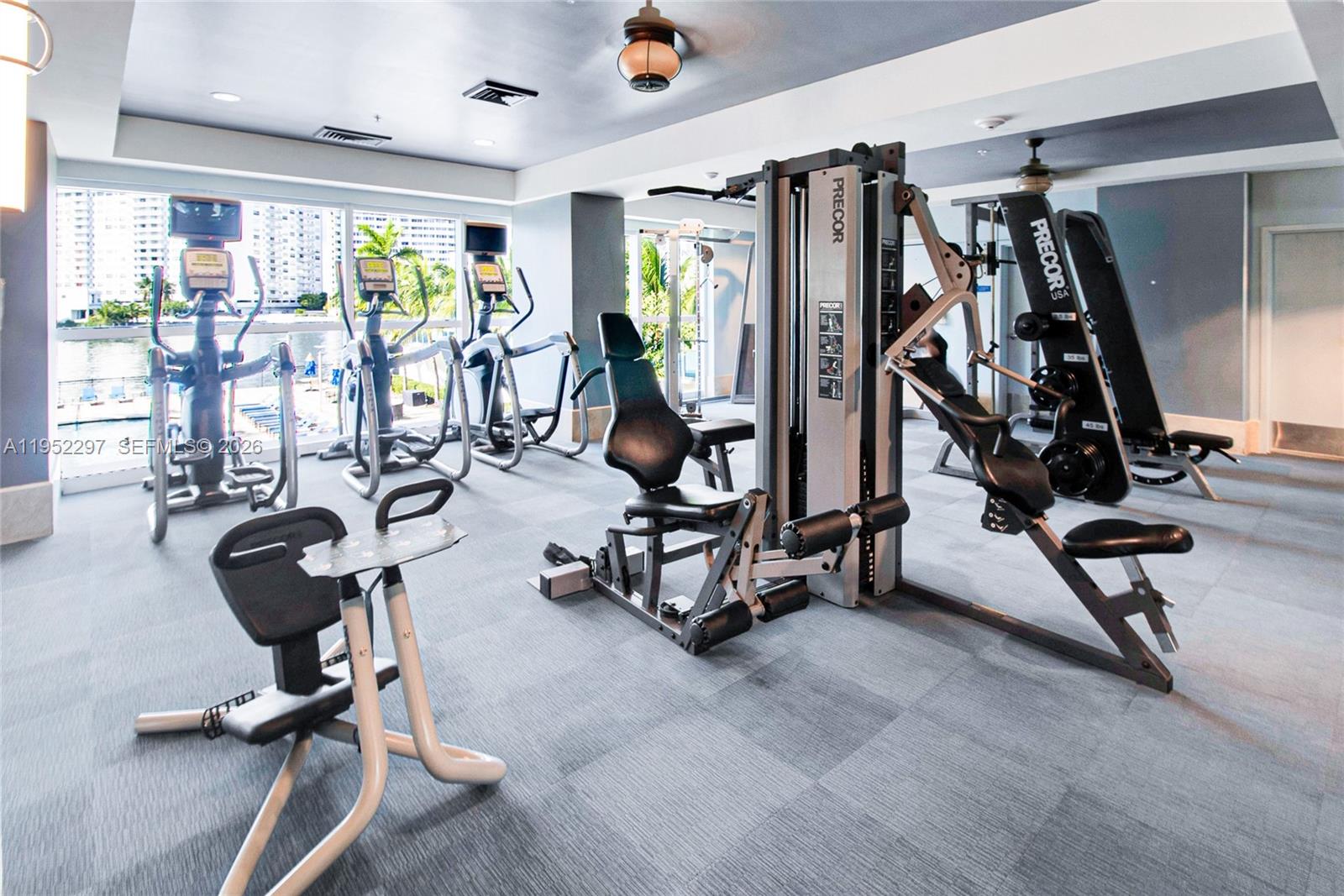 Photo of 1945 Ocean Dr  #1410, Hallandale Beach, Florida, 33009 - 