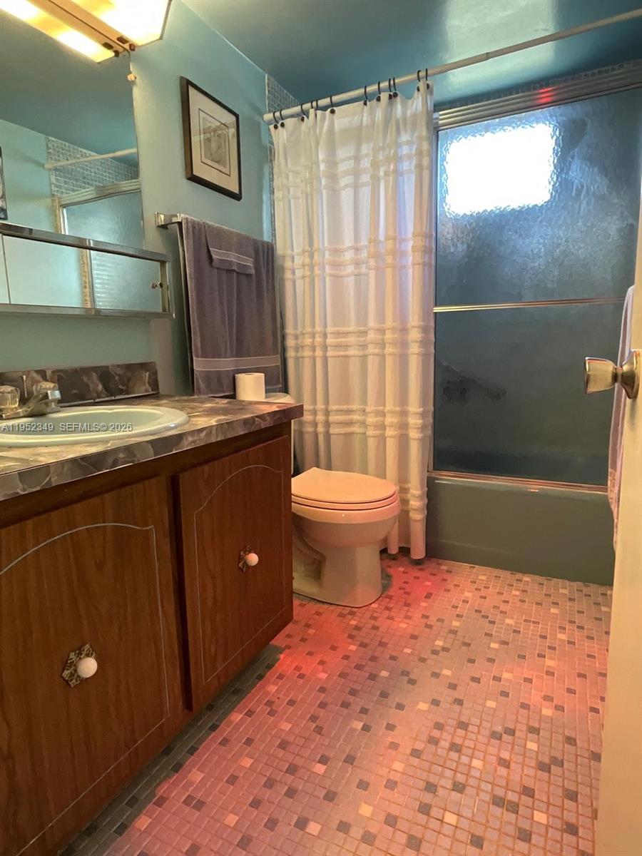 Ver detalles 107 2 / 2 1085 sq. ft. $ 2026-05-12 0 foto