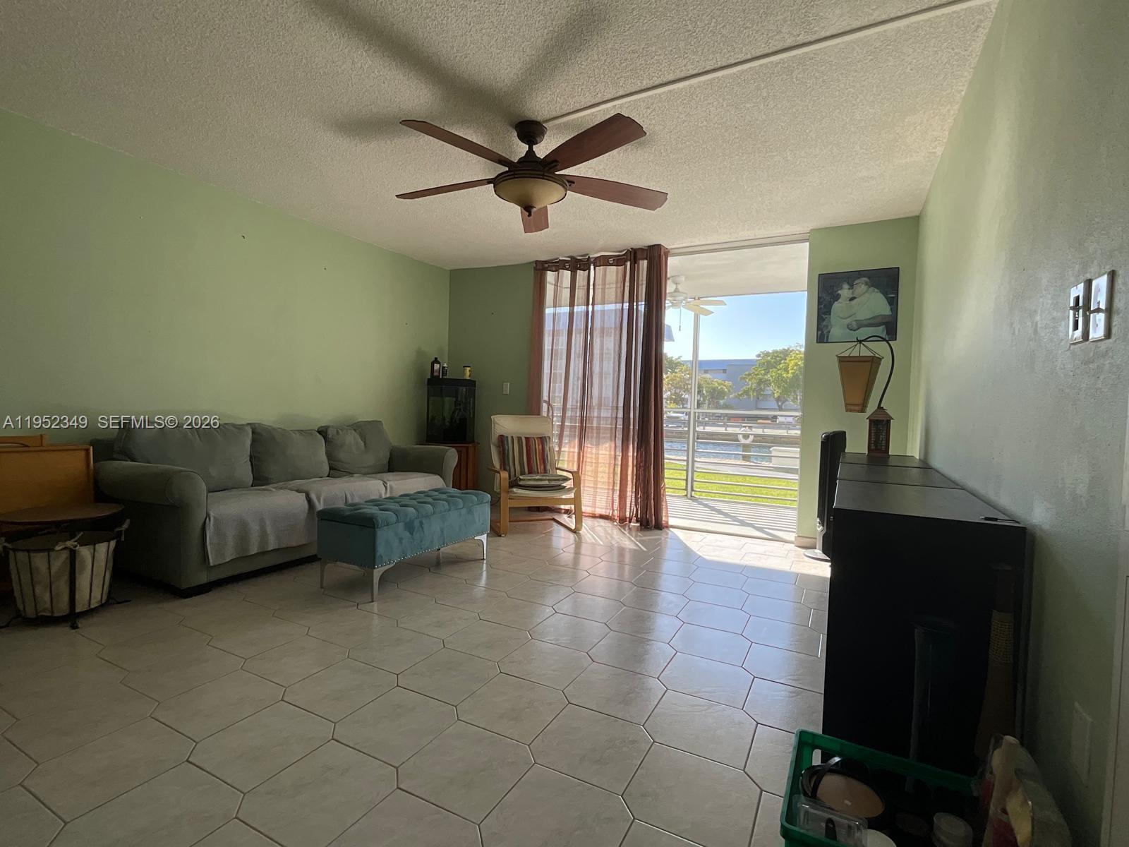 Ver detalles 107 2 / 2 1085 sq. ft. $ 2026-05-12 0 foto
