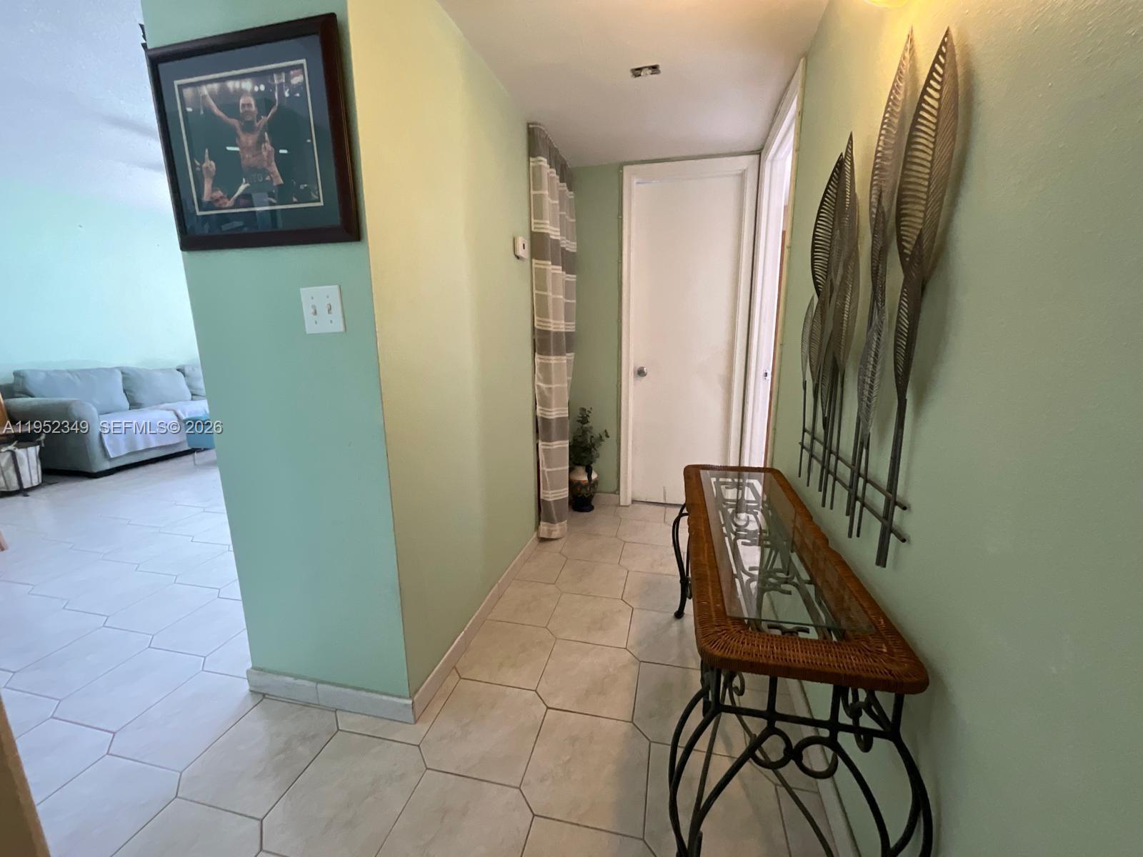 Ver detalles 107 2 / 2 1085 sq. ft. $ 2026-05-12 0 foto