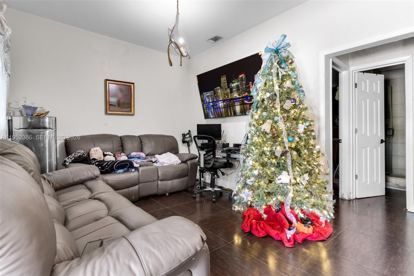   /   sq. ft. $ 2026-02-05 0 Photo