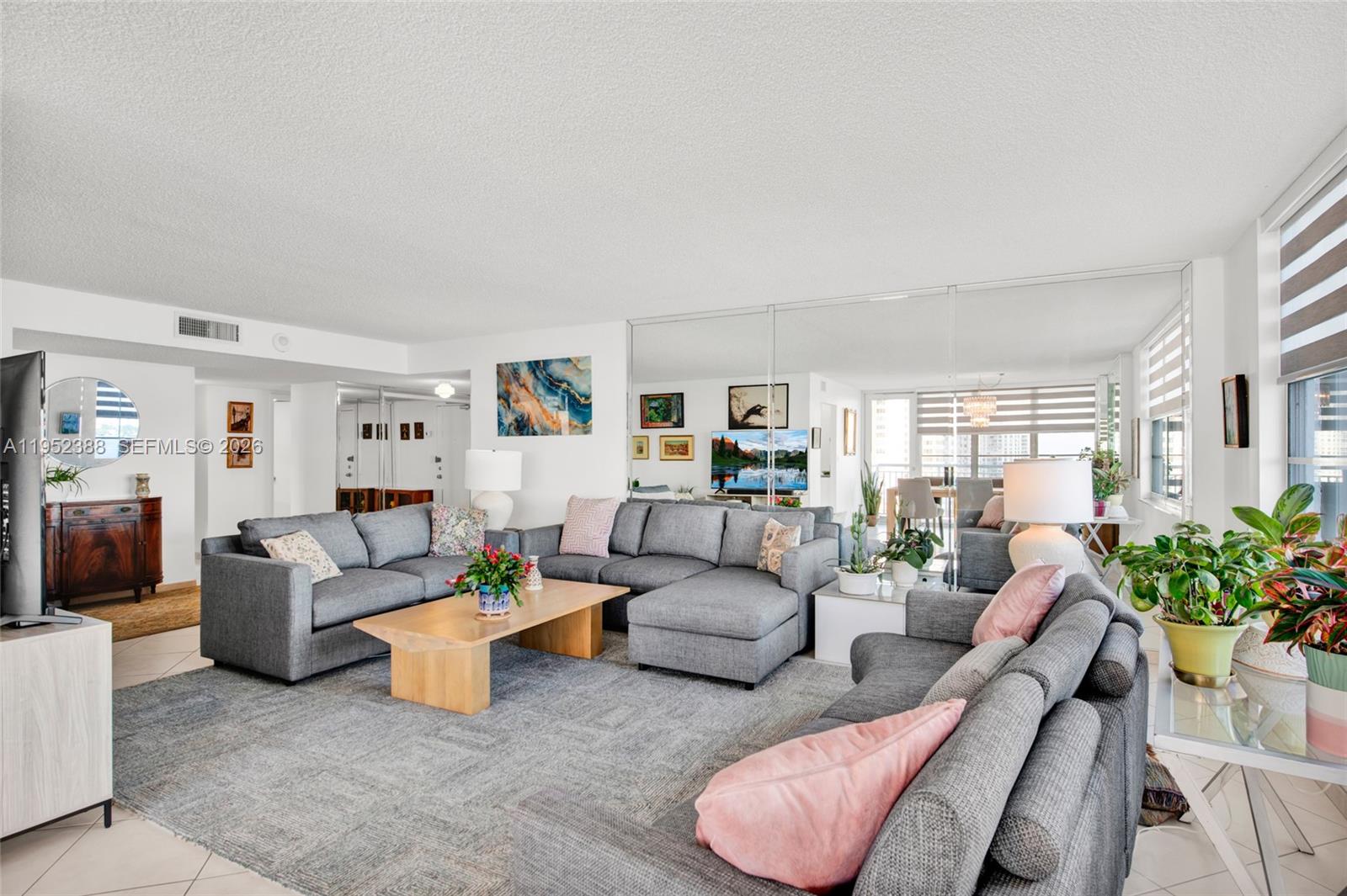 1018 2 / 2 1830 sq. ft. $ 2026-01-25 0 Photo